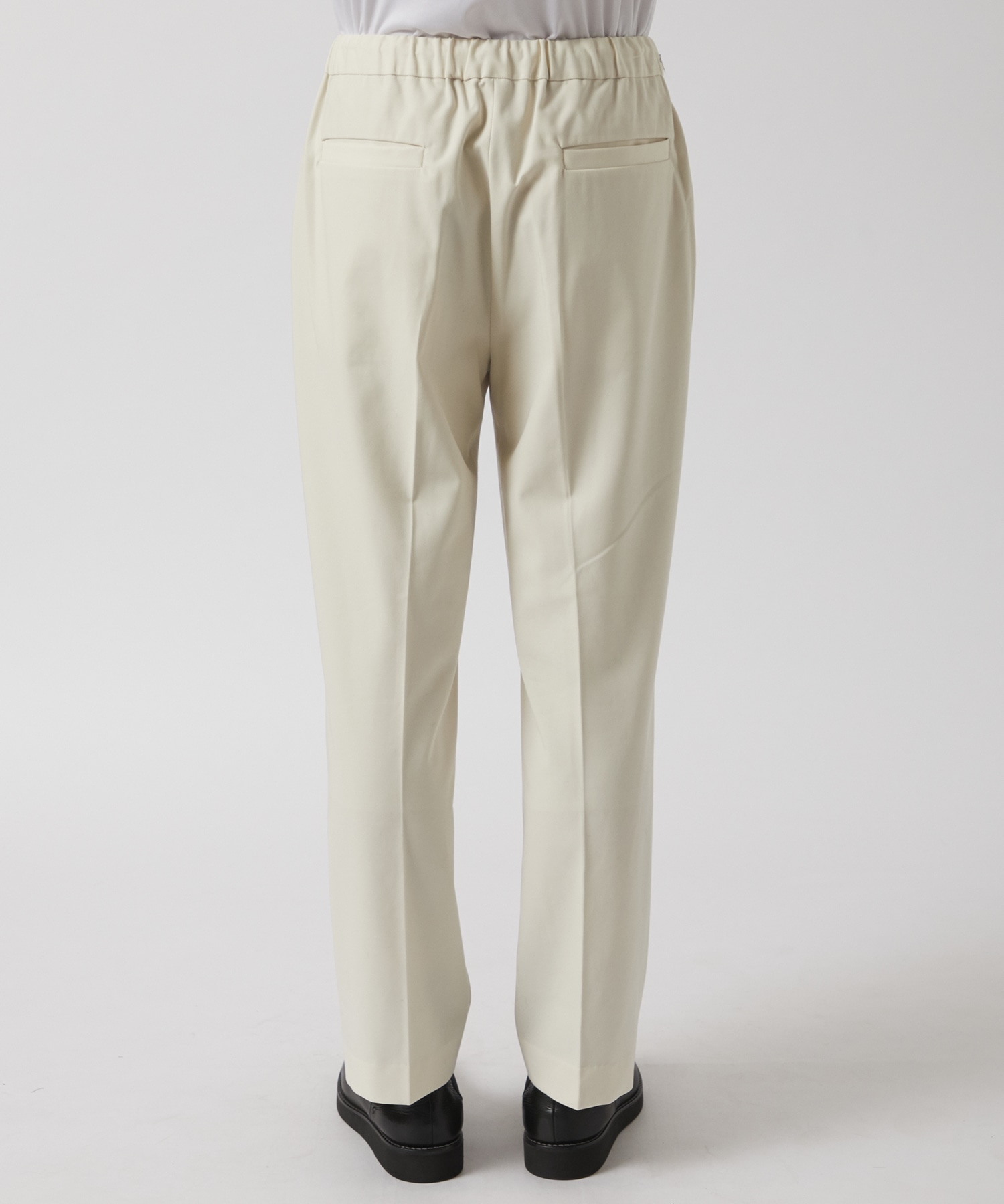 FLAT TAPERED EASY TROUSERS MARKAWARE