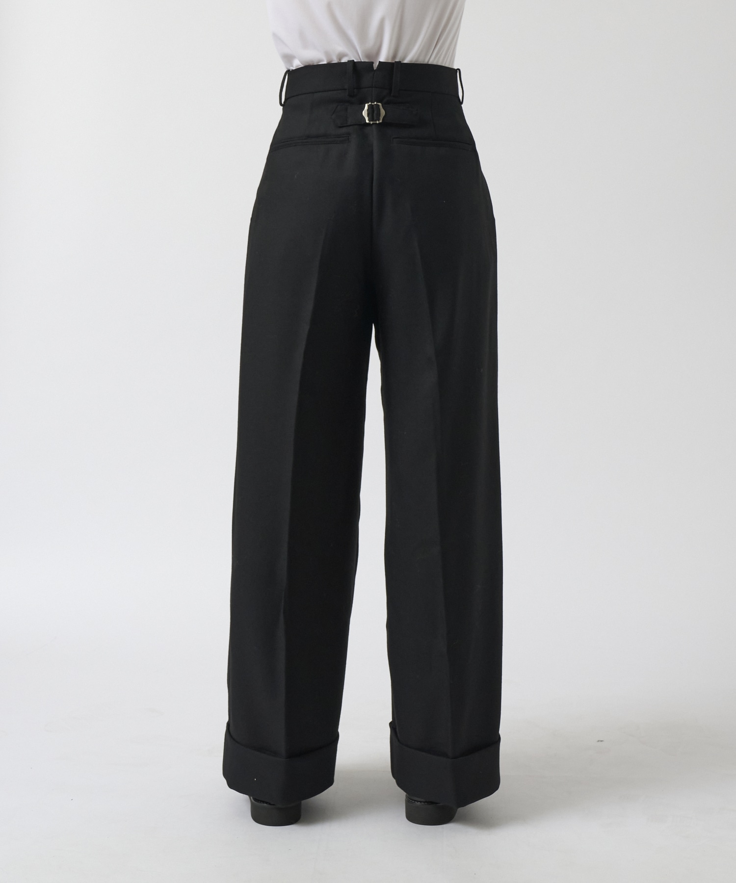 THE WORK TROUSERS BLACK TANAKA