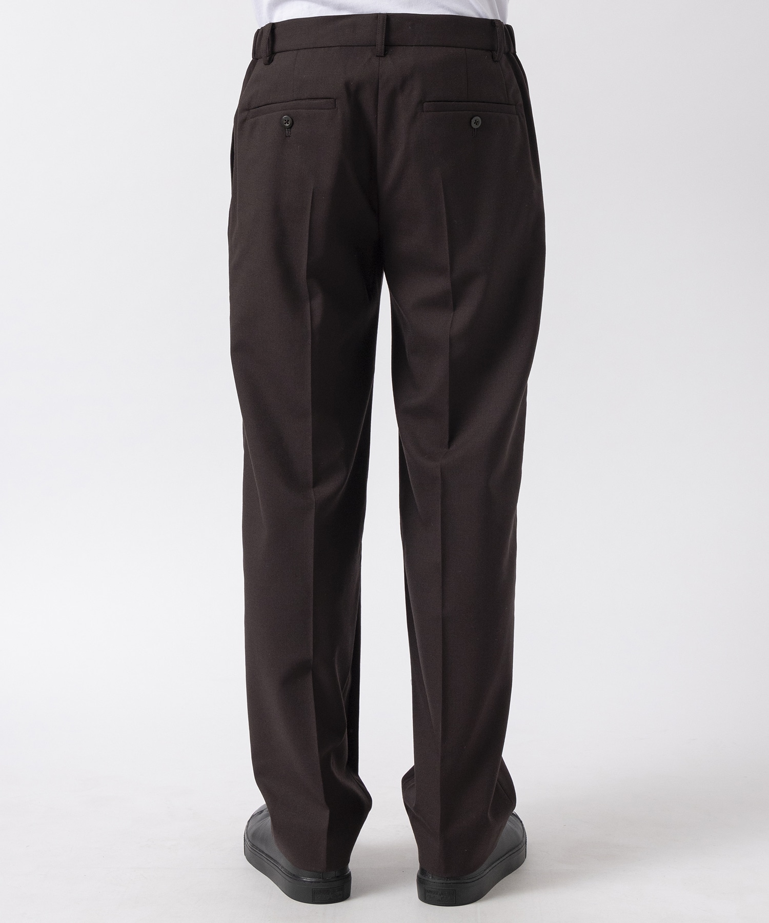 Calm Skin Easy Slim Straight Trousers THE TOKYO