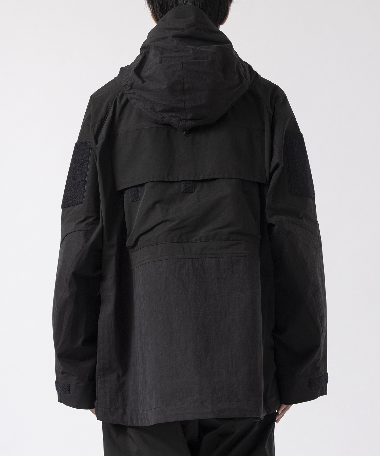 ×NEXUSVII HOODED LUGGAGE PARKA White Mountaineering