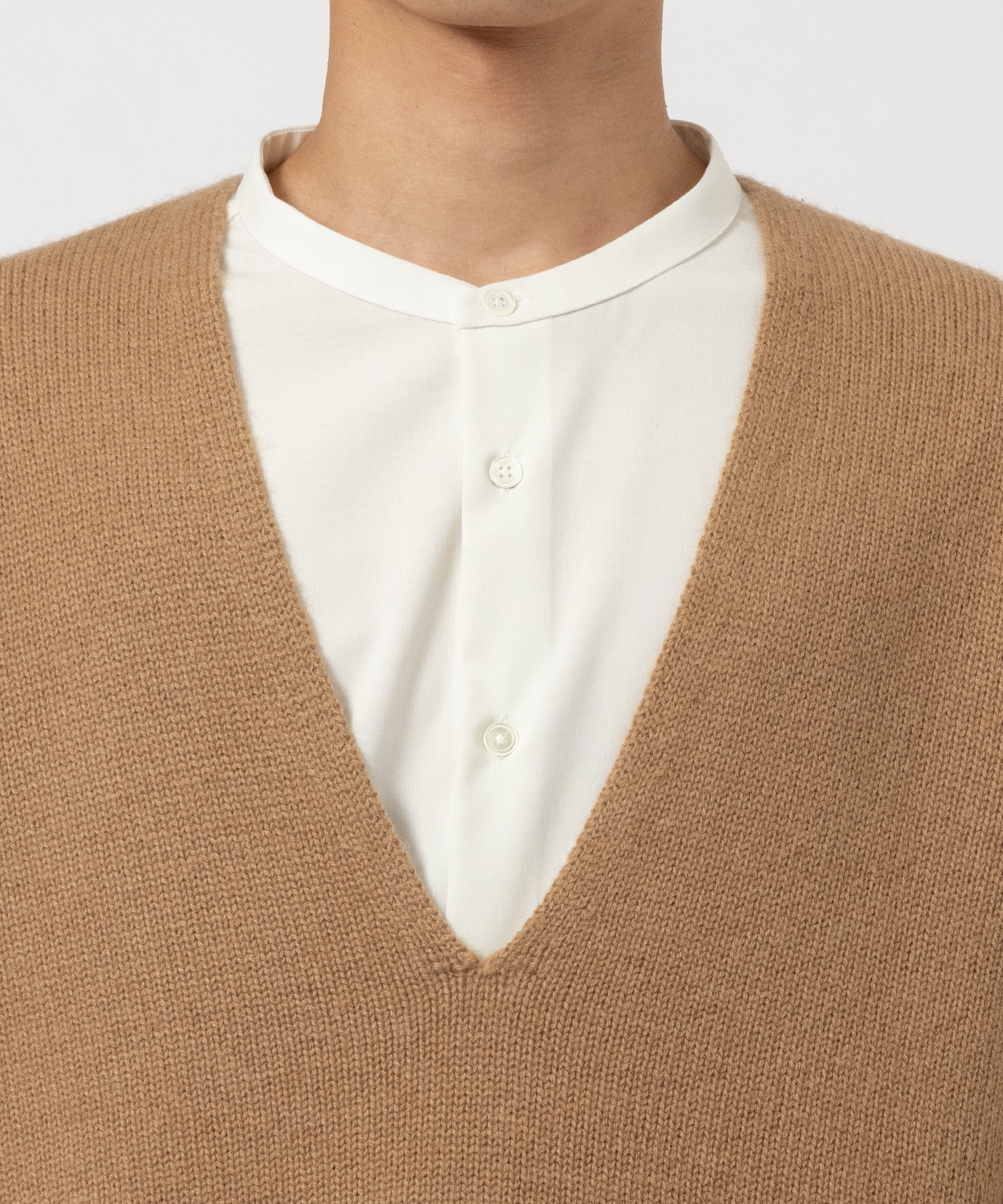 Natural camel Deep V-neck sweater walenode