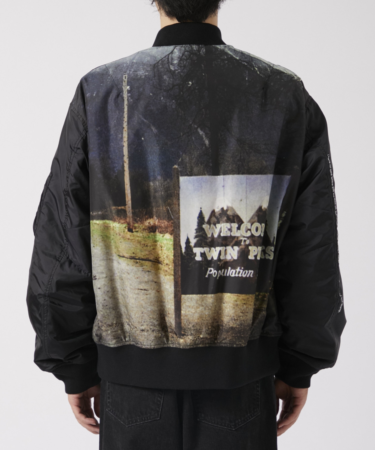 UC2D4211 ×TWIN PEAKS MA-1 UNDERCOVER