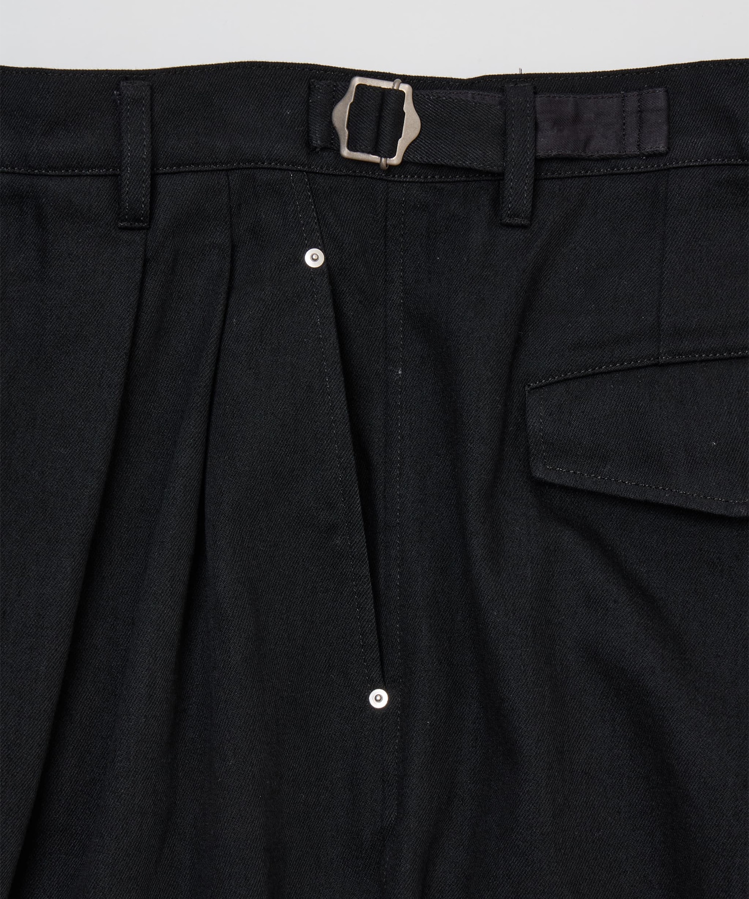 TWO TUCKS BUGGY PANTS IRENISA