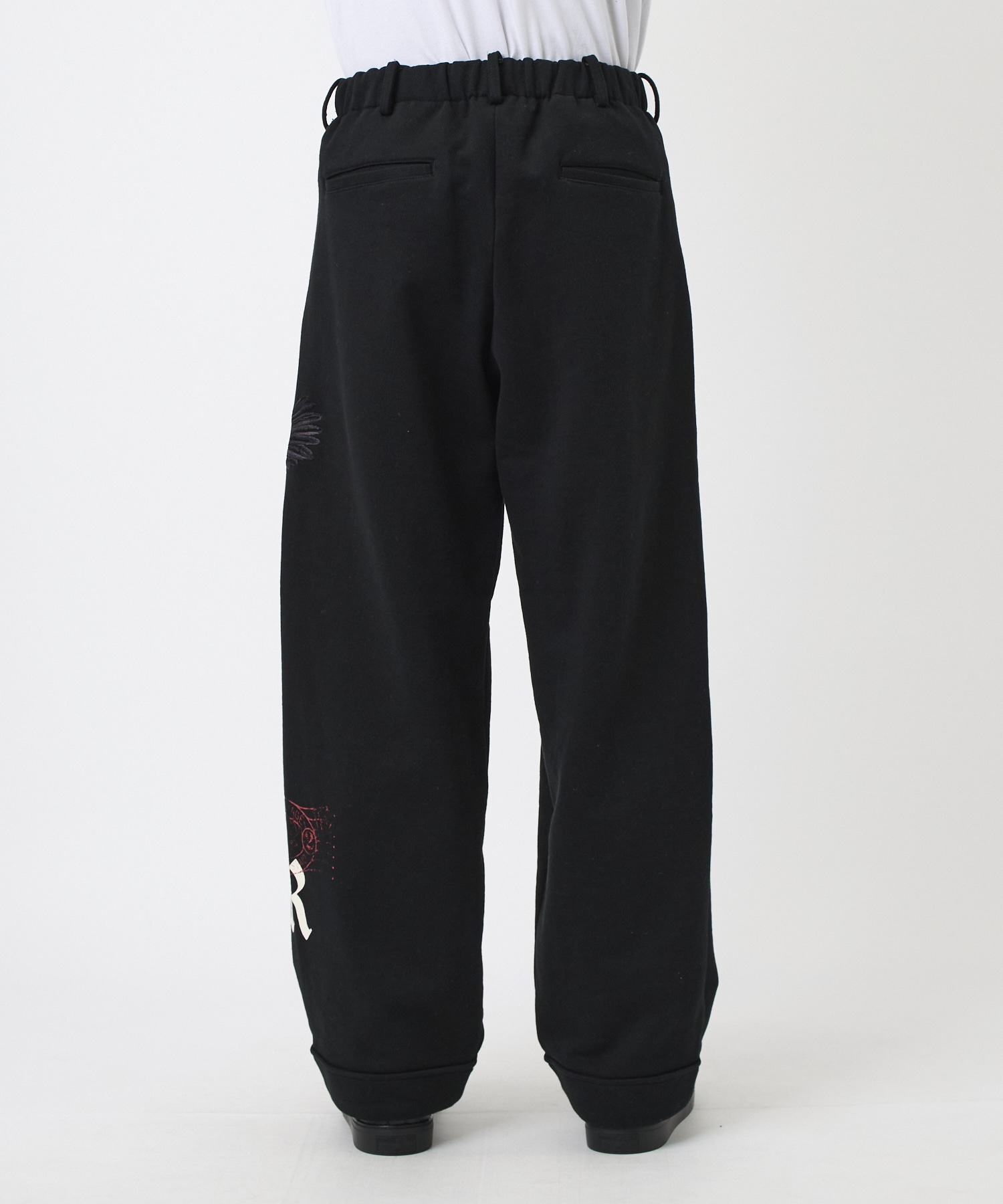 Multi embroidered sweatpants KHOKI