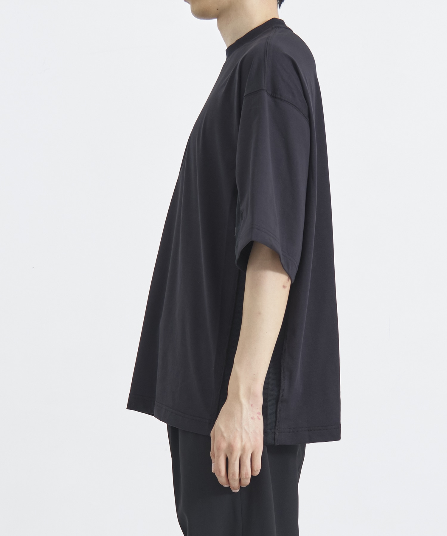 9251-CS53-015 S/S TEE N.HOOLYWOOD