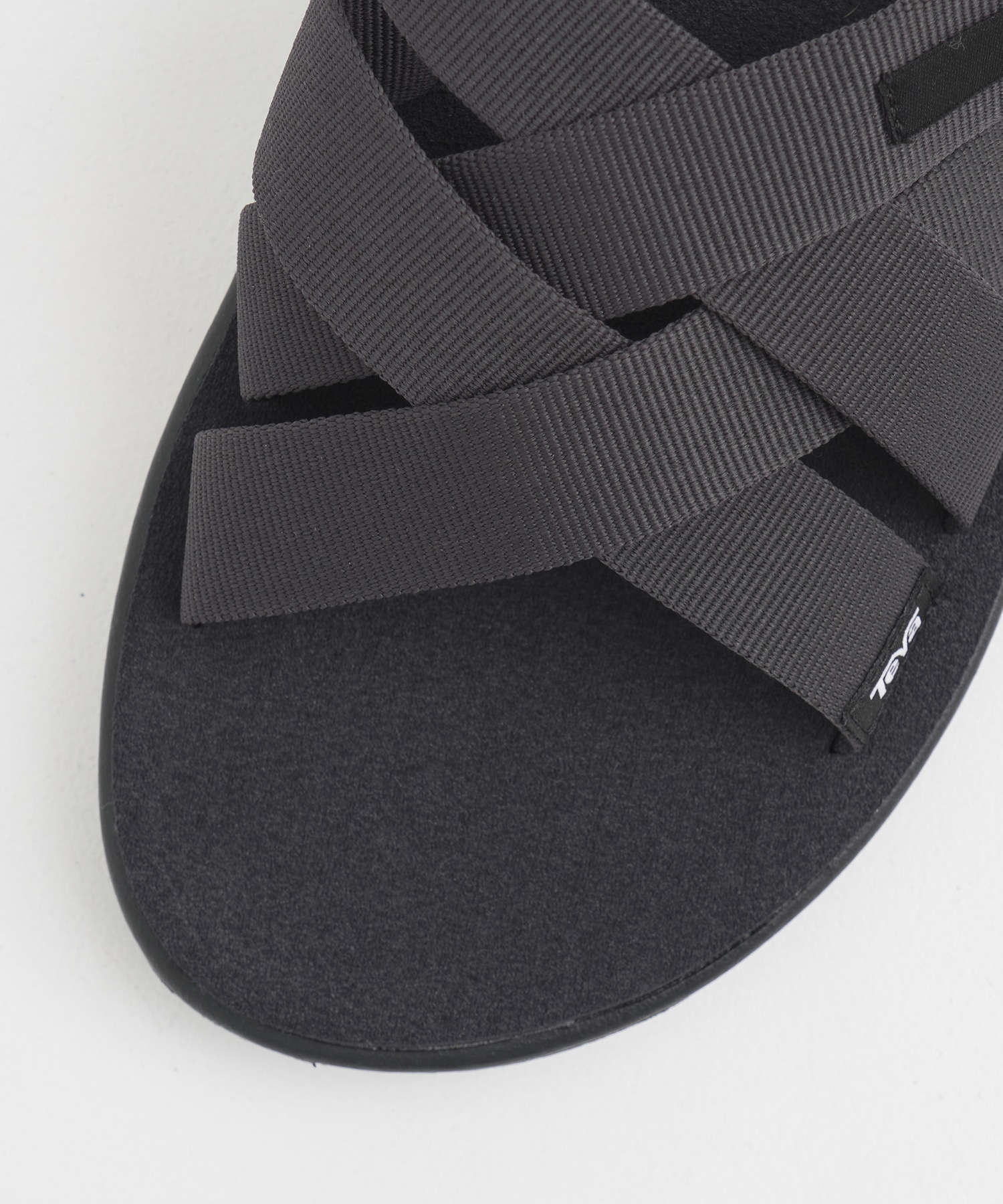 2251-SE02 × Teva N.HOOLYWOOD