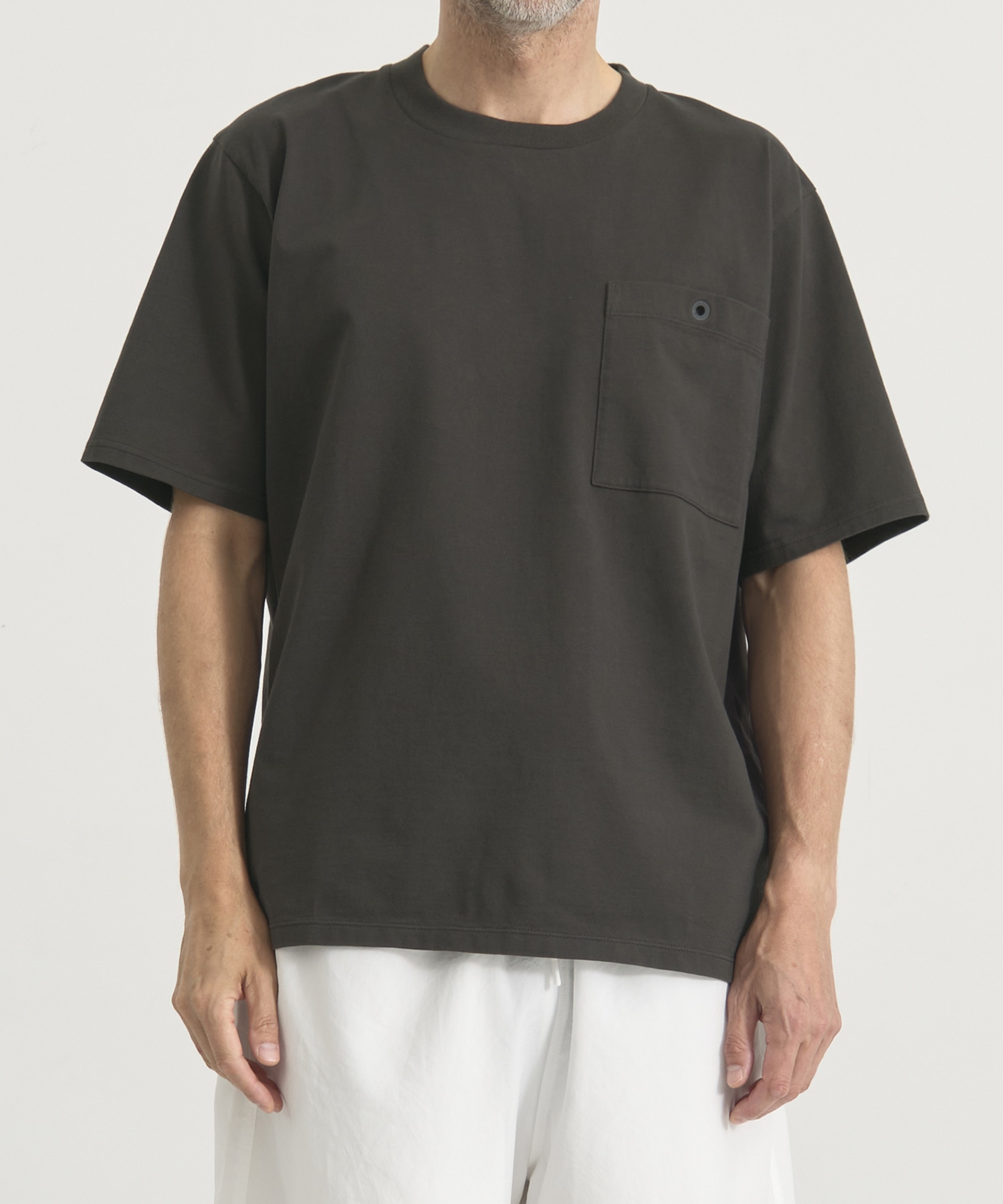 別注 ONE EYELET POCKET TEE White Mountaineering