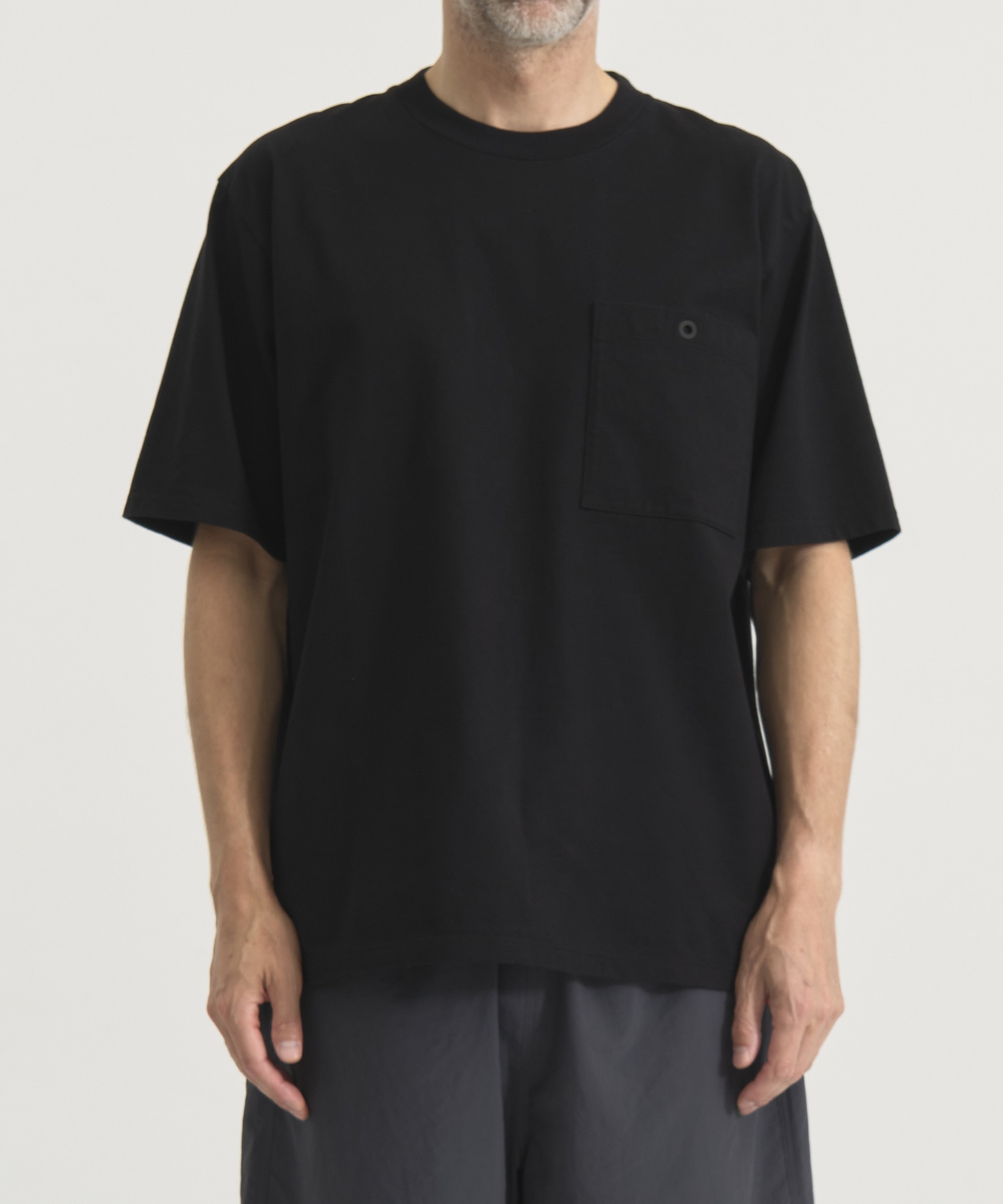 別注 ONE EYELET POCKET TEE White Mountaineering