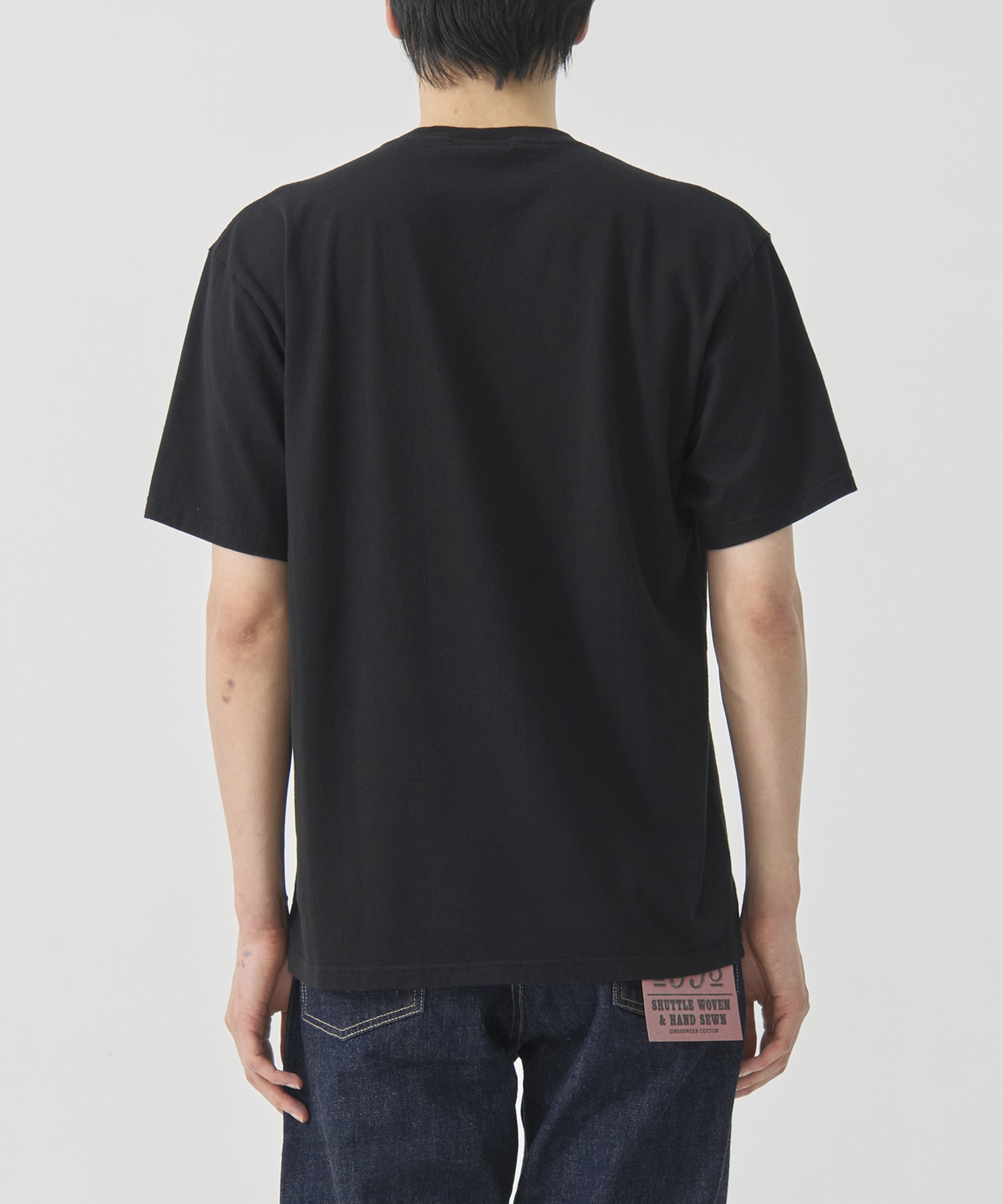UC1E9811-2 UNDERCOVER