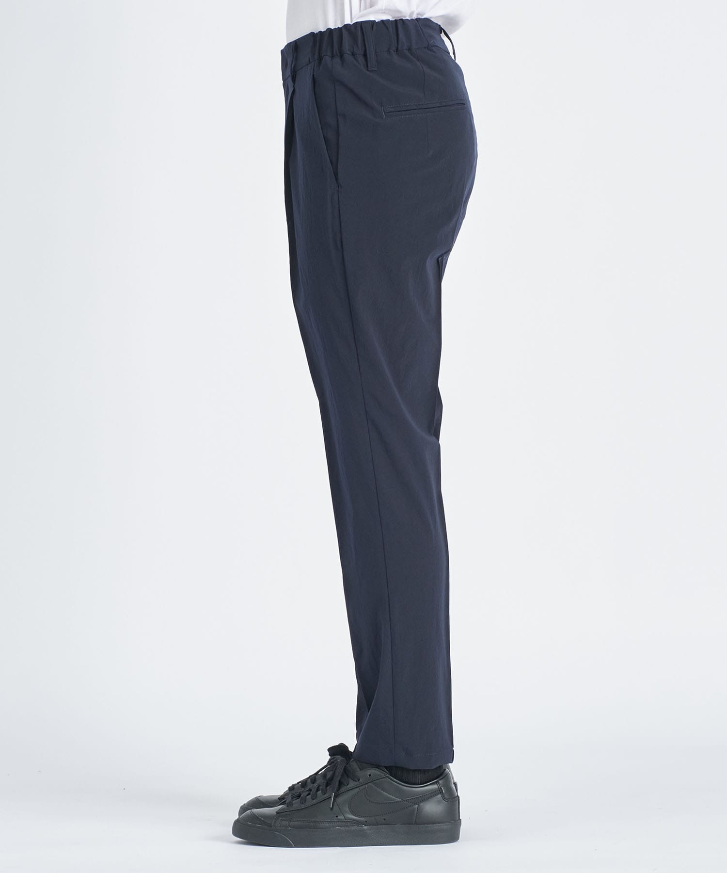 着た方が涼しい Pintucrease Tapered Pants THE TOKYO