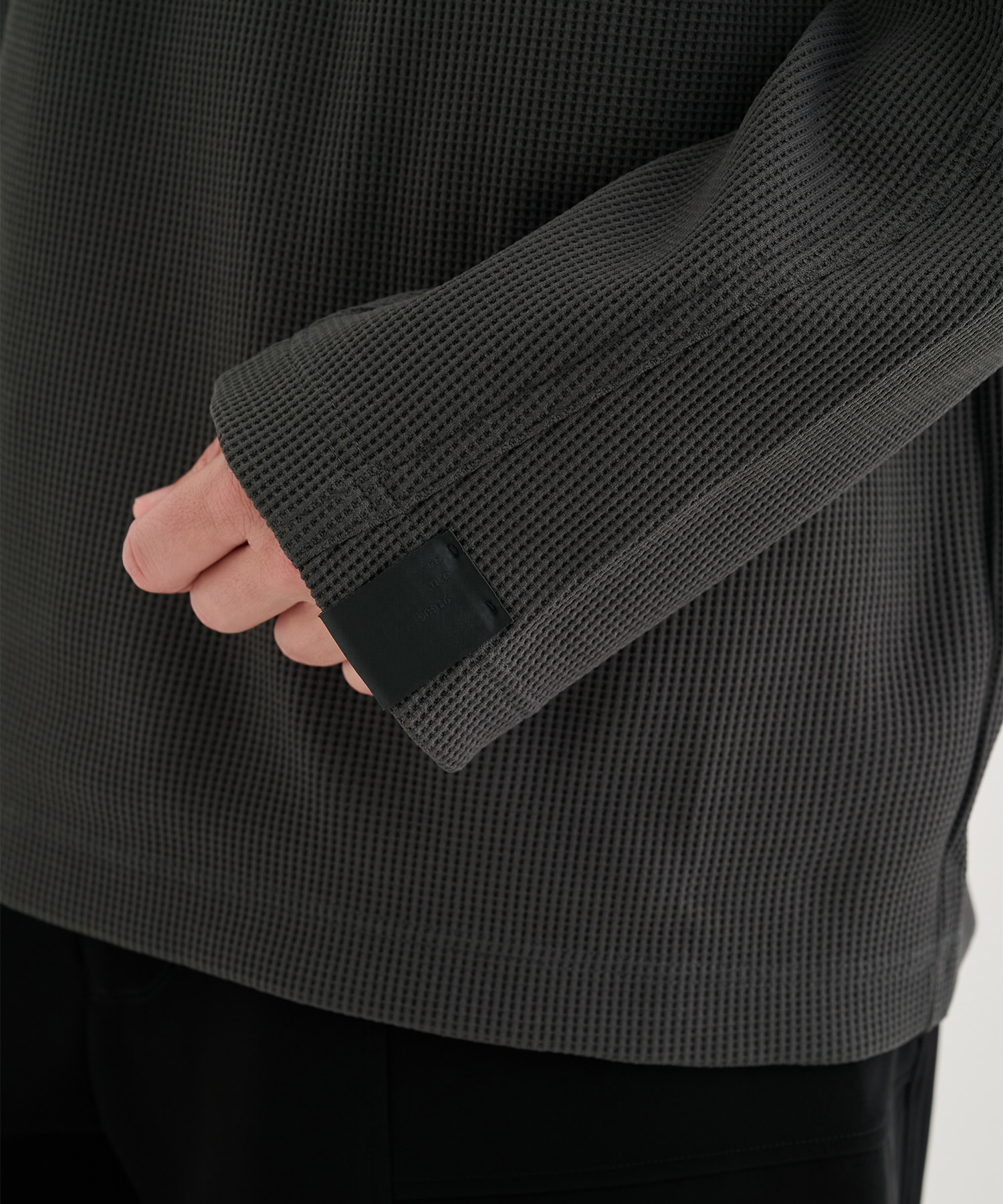 2252-CS07-031 LONGSLEEVE T-SHIRT N.HOOLYWOOD