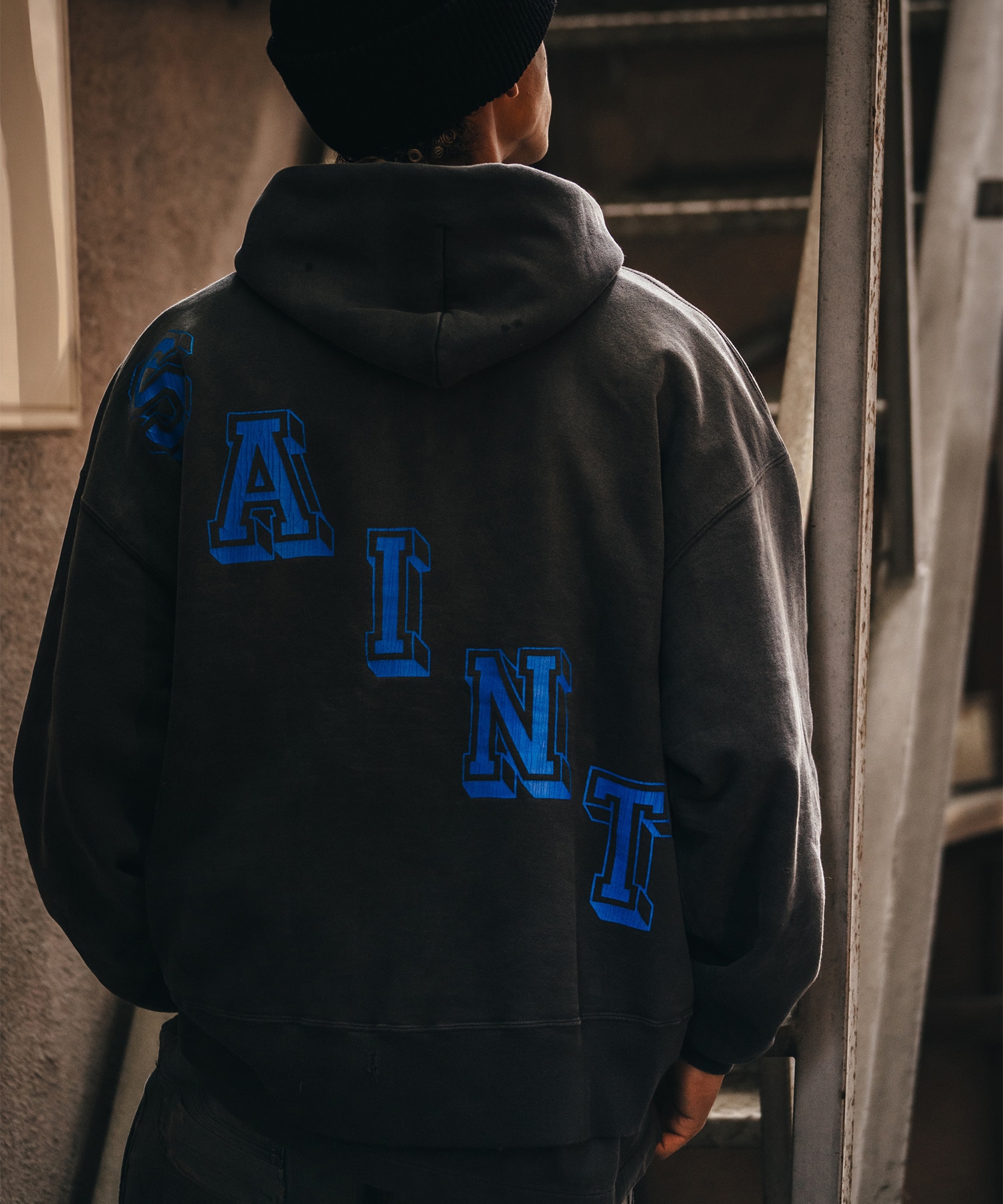 SM-HR1-0000-052 HOODIE SAINT MXXXXXX