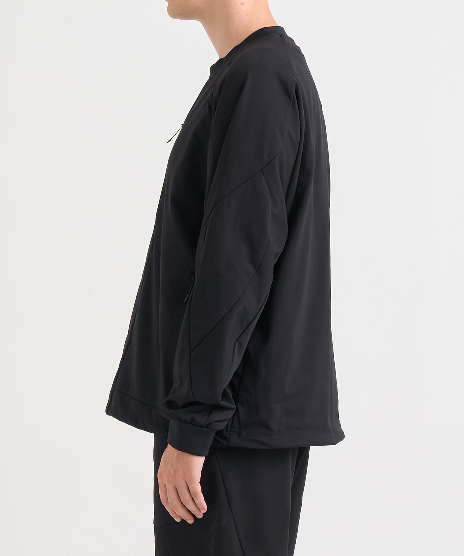 別注BLK SUPER LIGHT SWEAT PO White Mountaineering