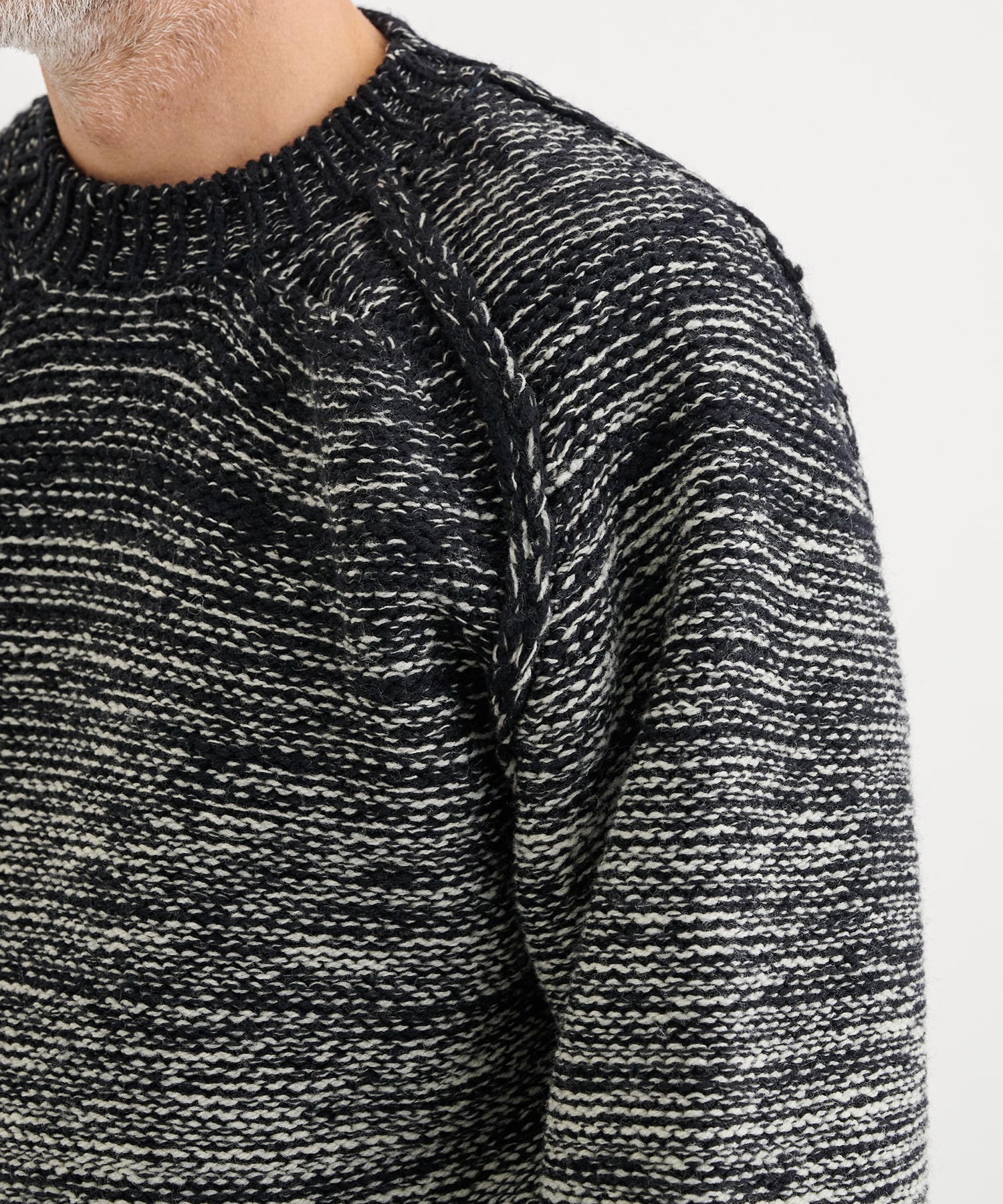 Gradation Crewneck Sweater YOKE