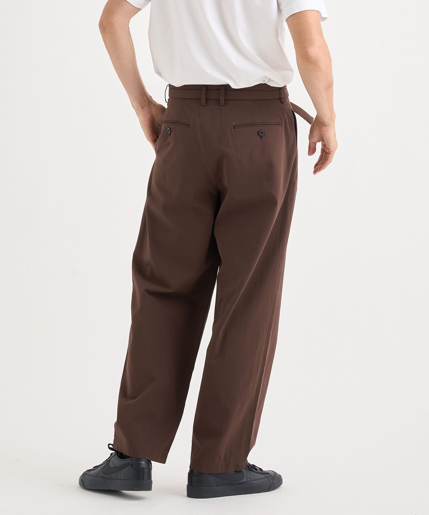 BELTED TAPERED PANTS IRENISA