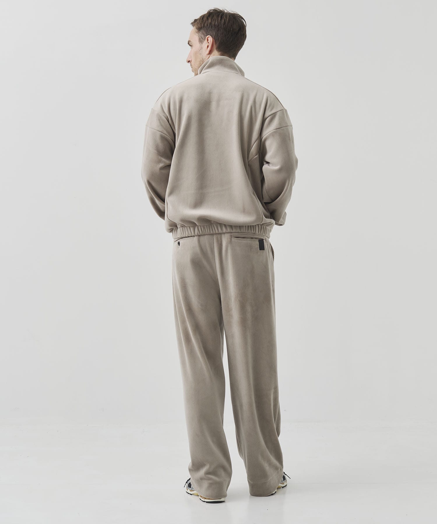 2252-BL08-008 TRACK JACKET N.HOOLYWOOD