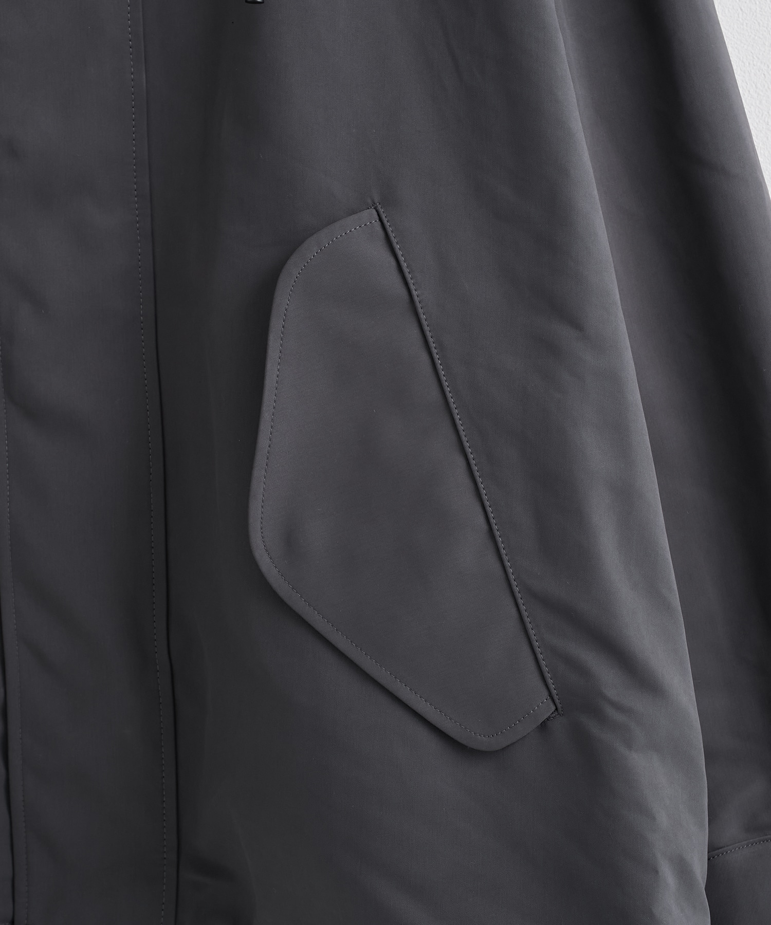 THE MODS COAT THE RERACS