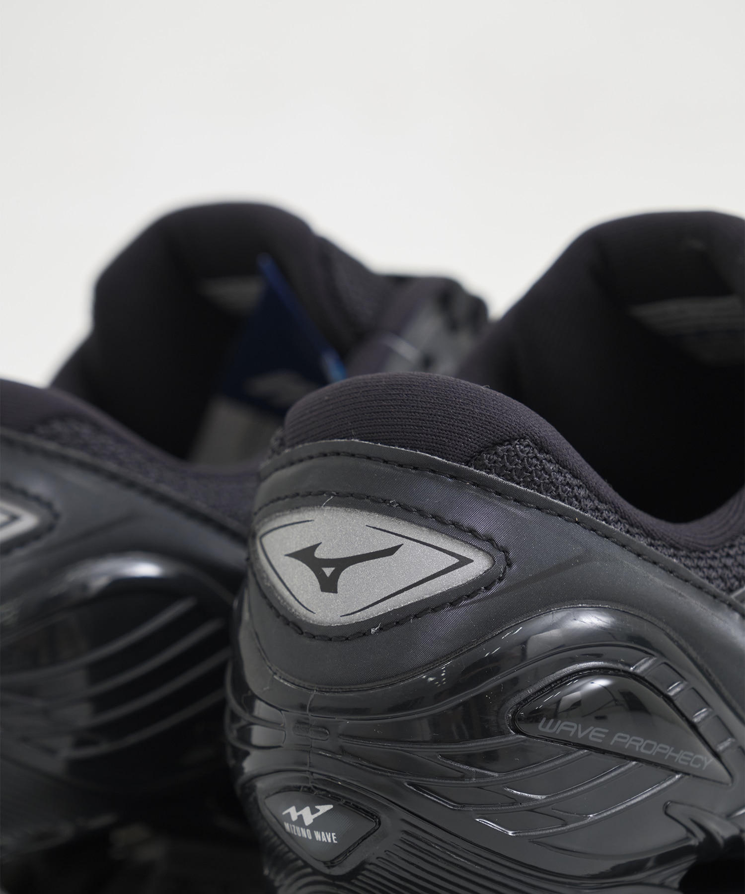 WAVE PROPHECY LS MIZUNO