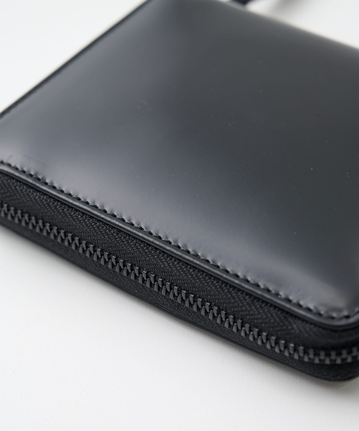 VERY BLACK LEATHER LINE B FPLD ZIP WALLET Wallet Comme des Garcons