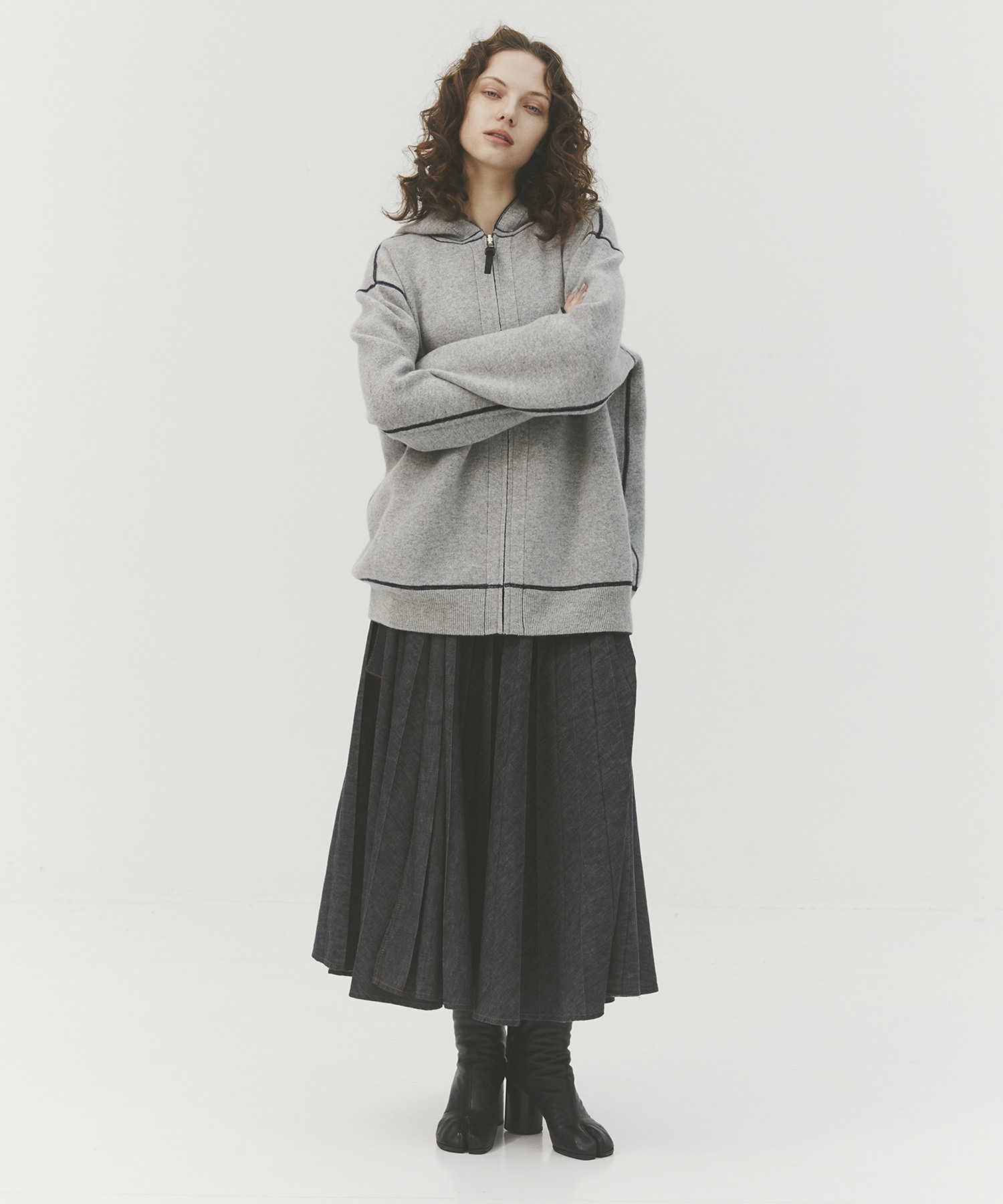 CASHMERE REVERSIBLE ZIP UP HOODIE 