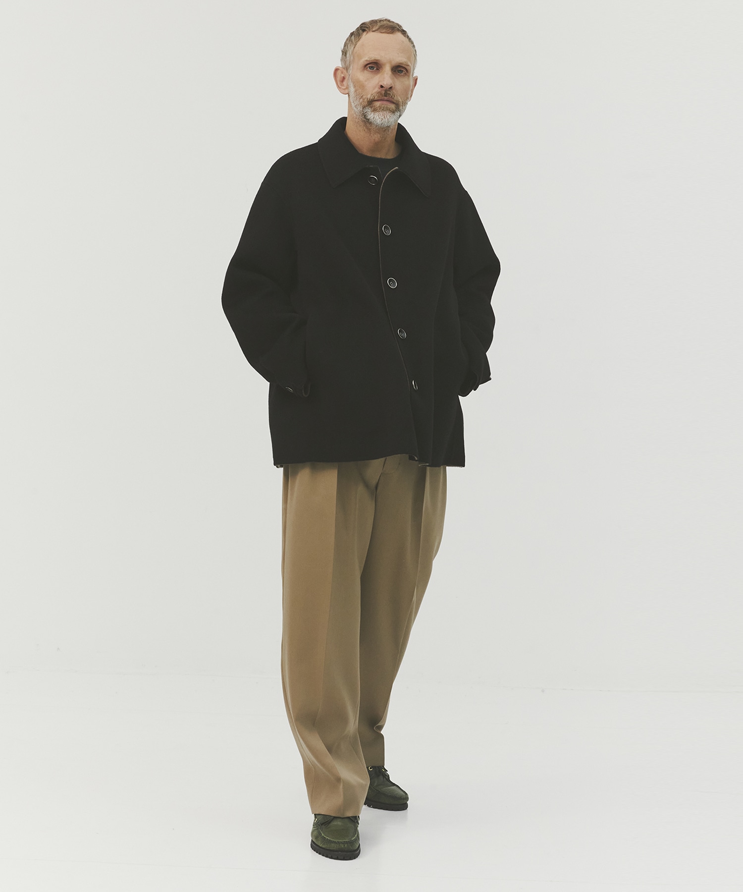 CASHMERE REVERSIBLE SHORT COAT 