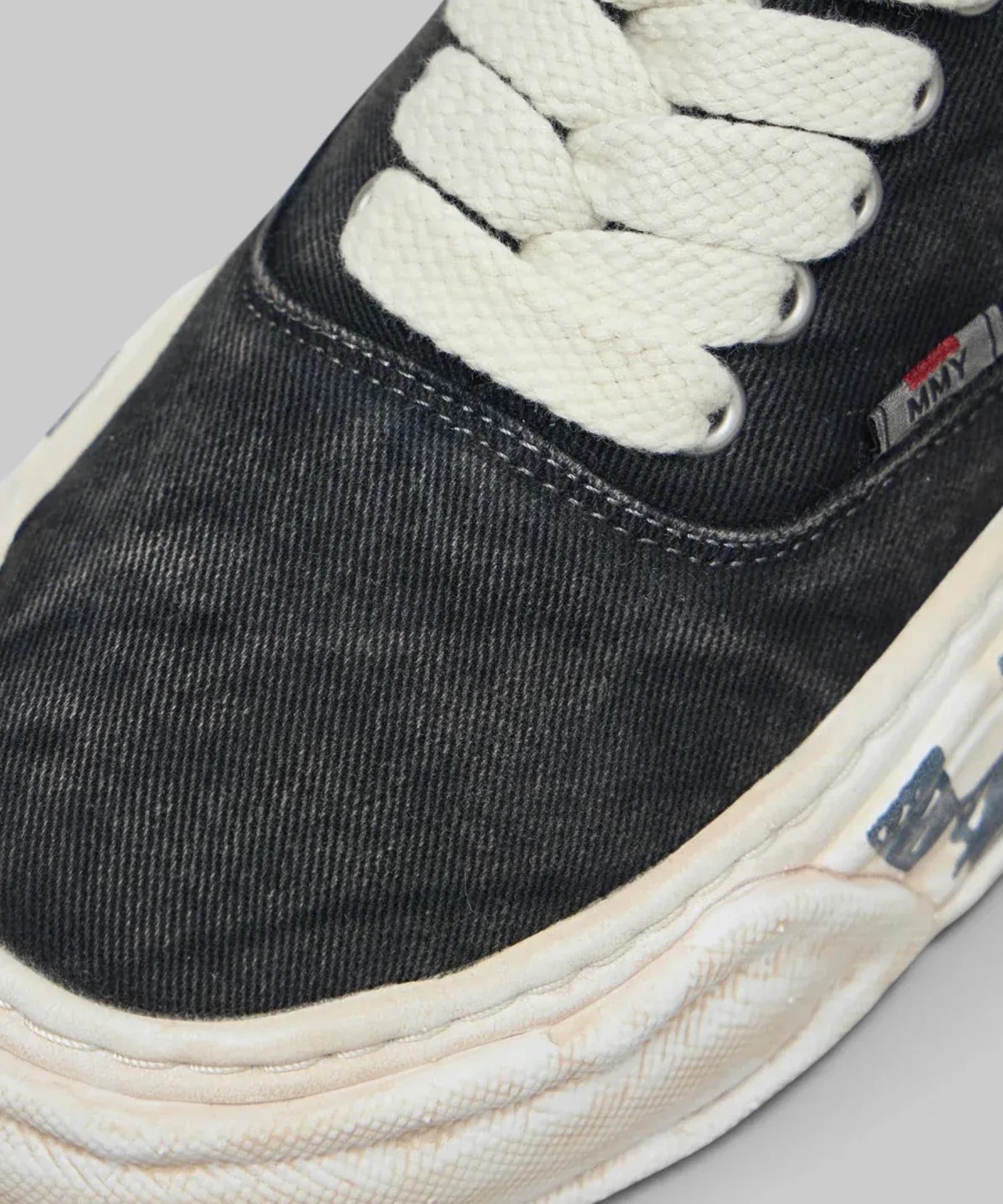 A17FW709 BAKER26 GRAFFITI SOLE LOW-TOP SNEAKERS Maison MIHARA YASUHIRO
