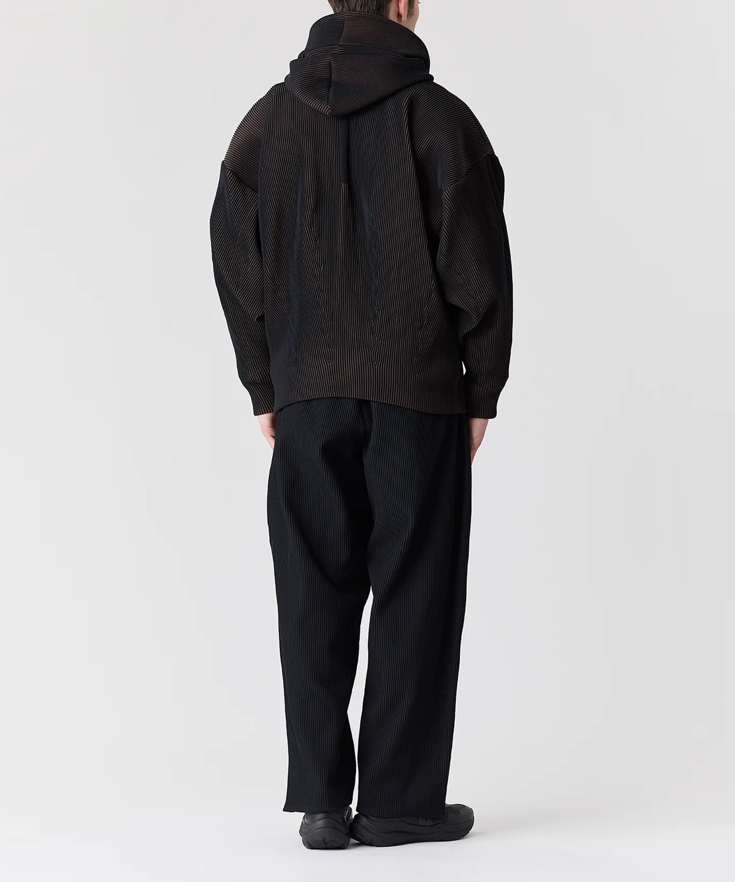 【シーエフシーエル】CF012KC067JP00 PADDED HYPHA HOODIE BOMBER JACKET CFCL