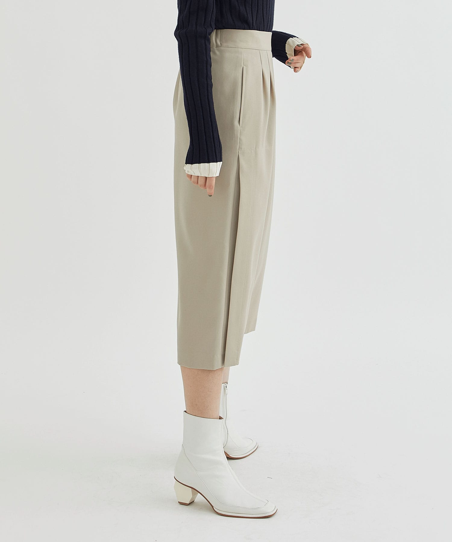 easy slim skirt THE PERMANENT EYE