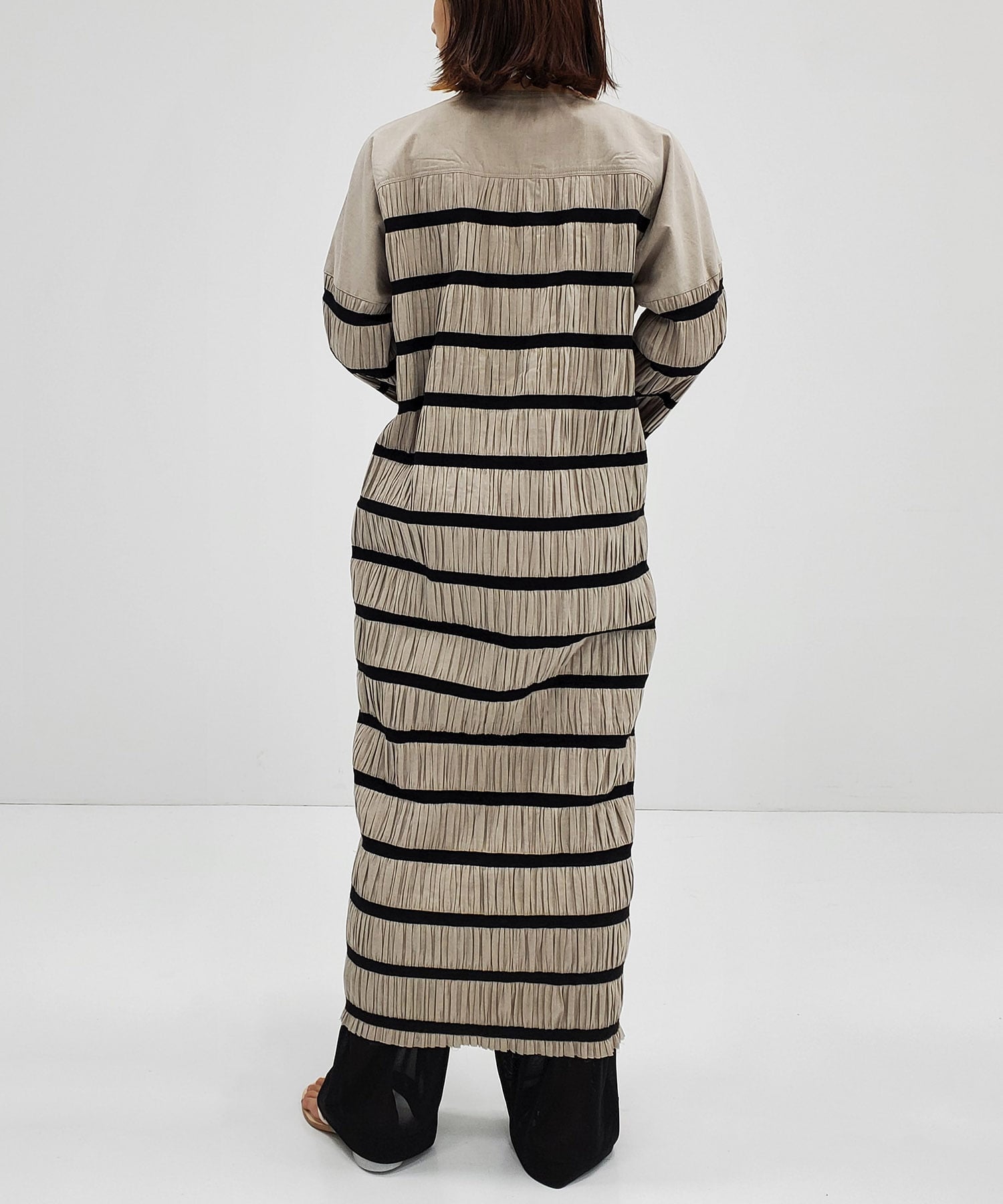 Shirring striped dress pelleq