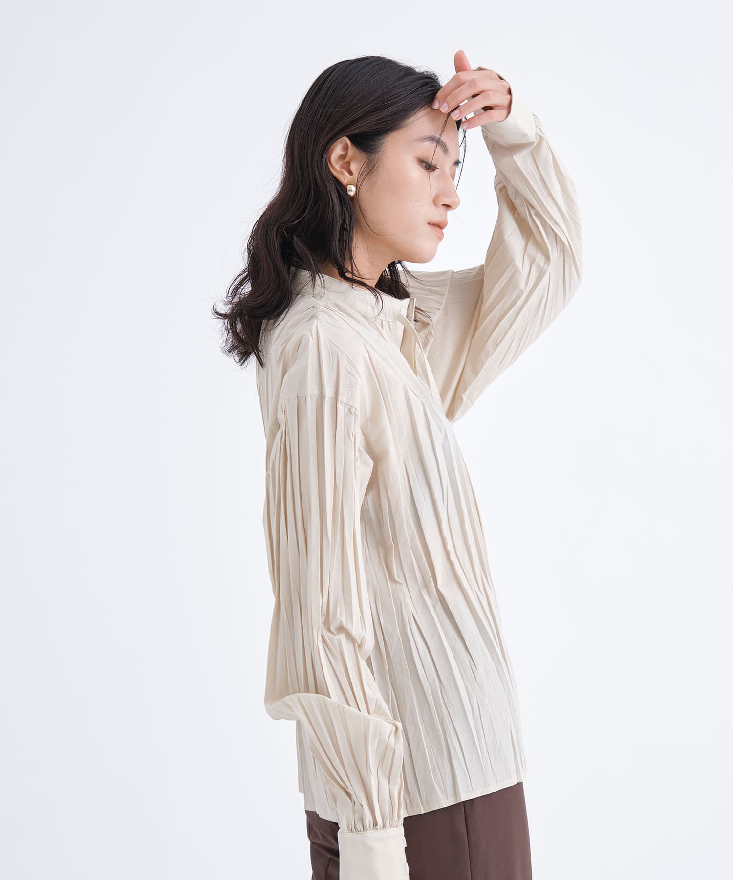 pleated blouse(FREE BEIGE): AKANE UTSUNOMIYA: WOMEN｜THE TOKYO