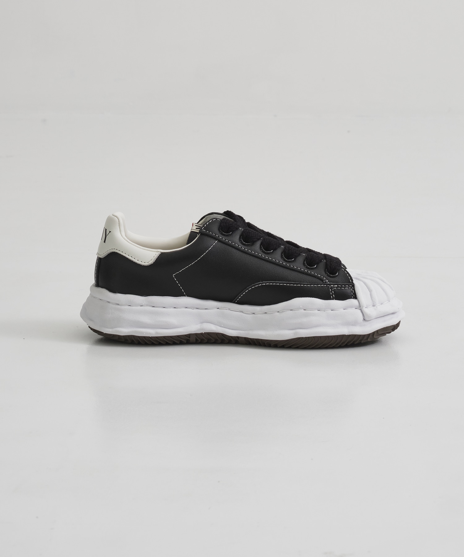 BLAKEY LOW original sole leather low-top sneakers Maison MIHARA YASUHIRO