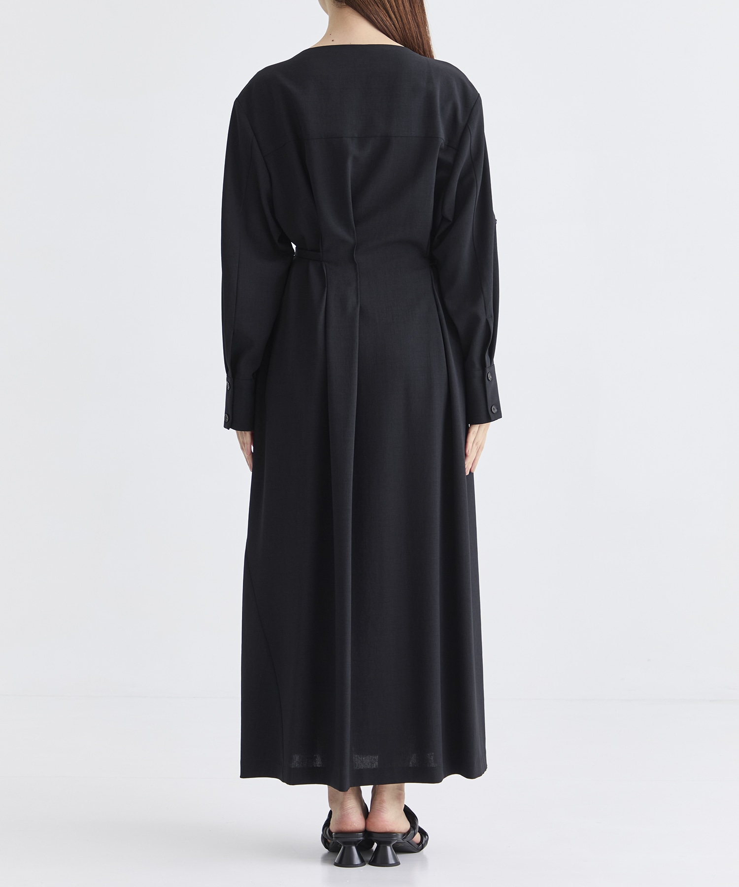 Sesilia asymmetry panel dress BK AKIRANAKA