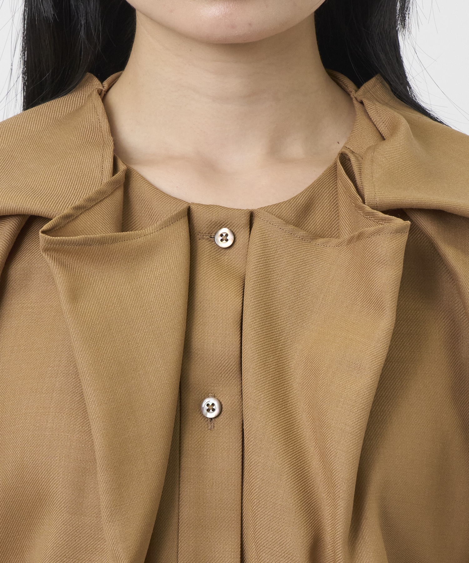 NECK TUCK BLOUSE support surface