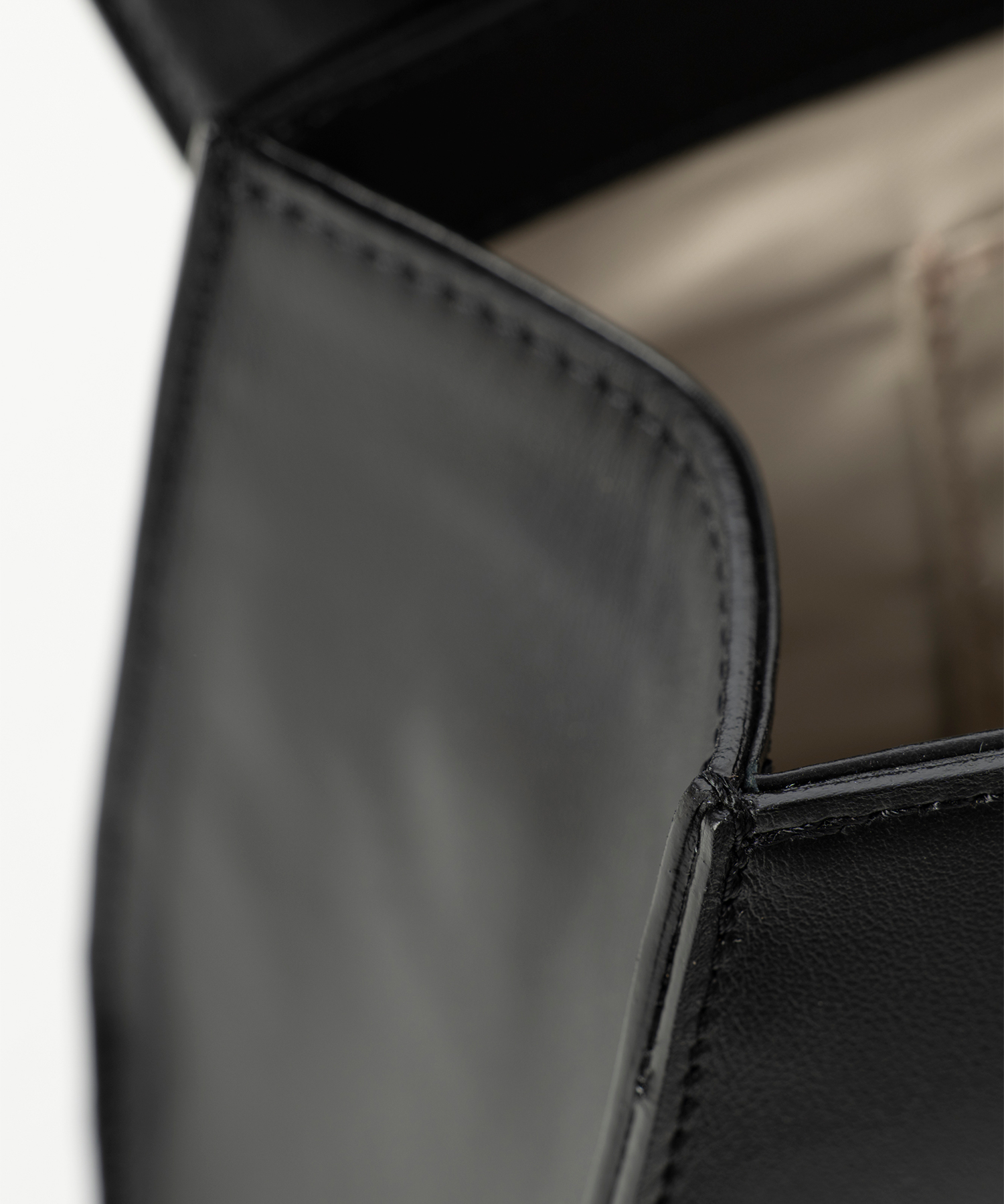 THE ARCH MINI FETICO