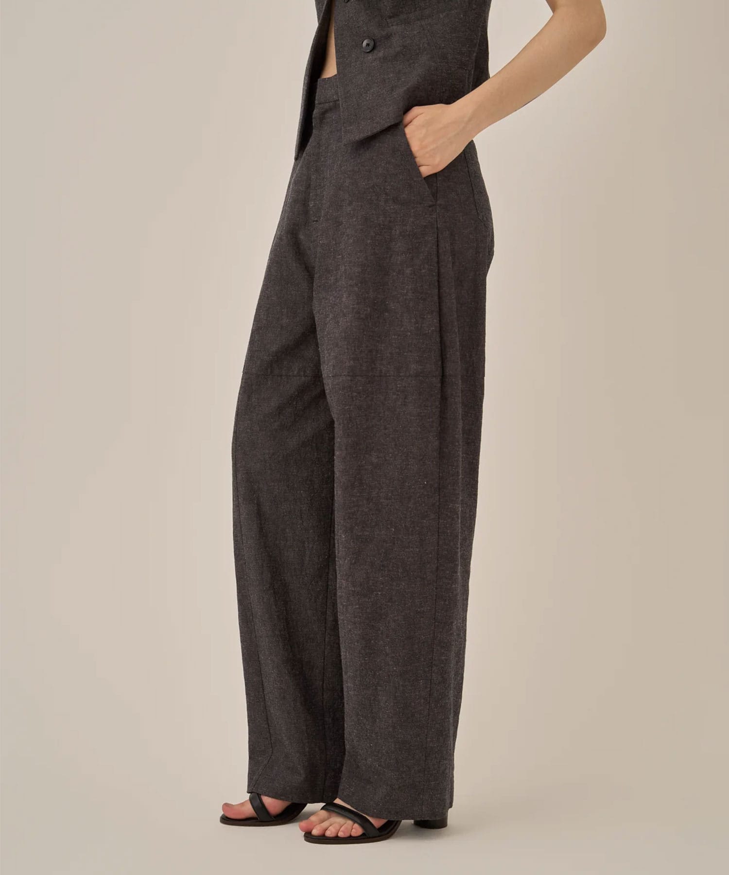 Miriam panel pants BK AKIRANAKA