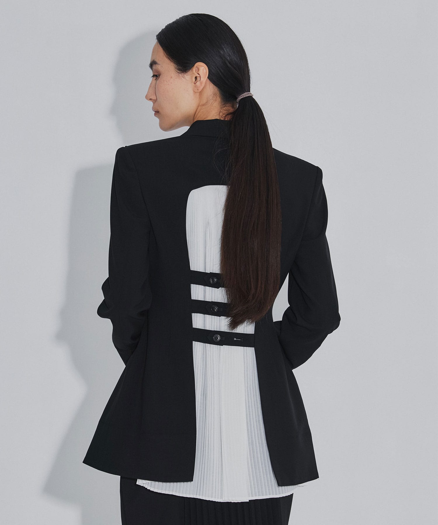 PLEATED PANEL JACKET FETICO