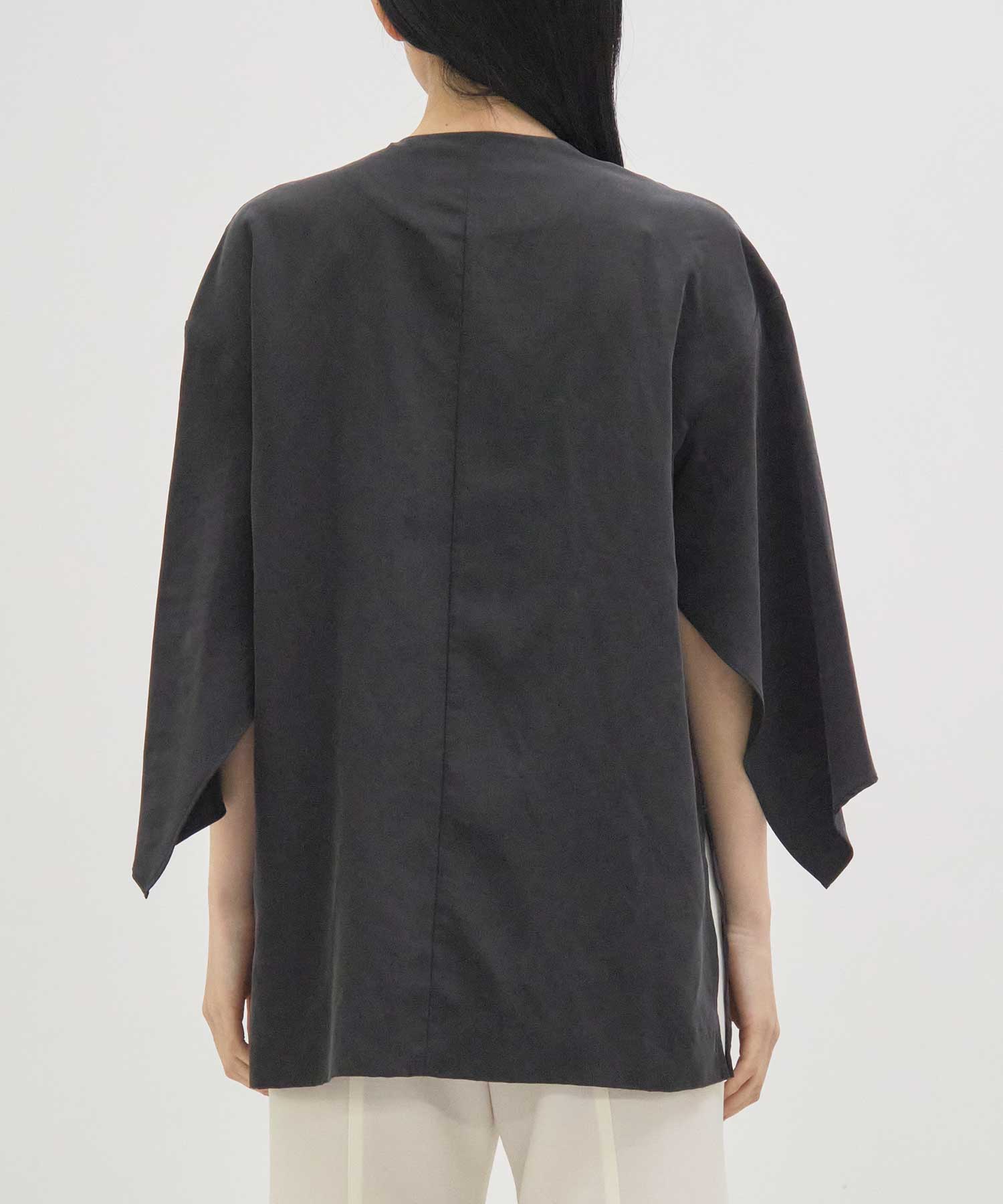 Liese panel sleeve shirt BK AKIRANAKA