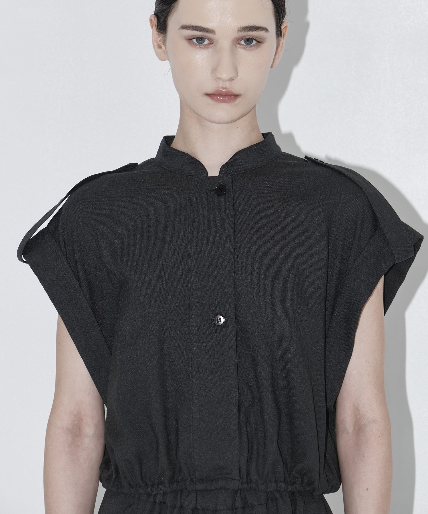 Stand Collar Weist Gather Blouse THE TOKYO