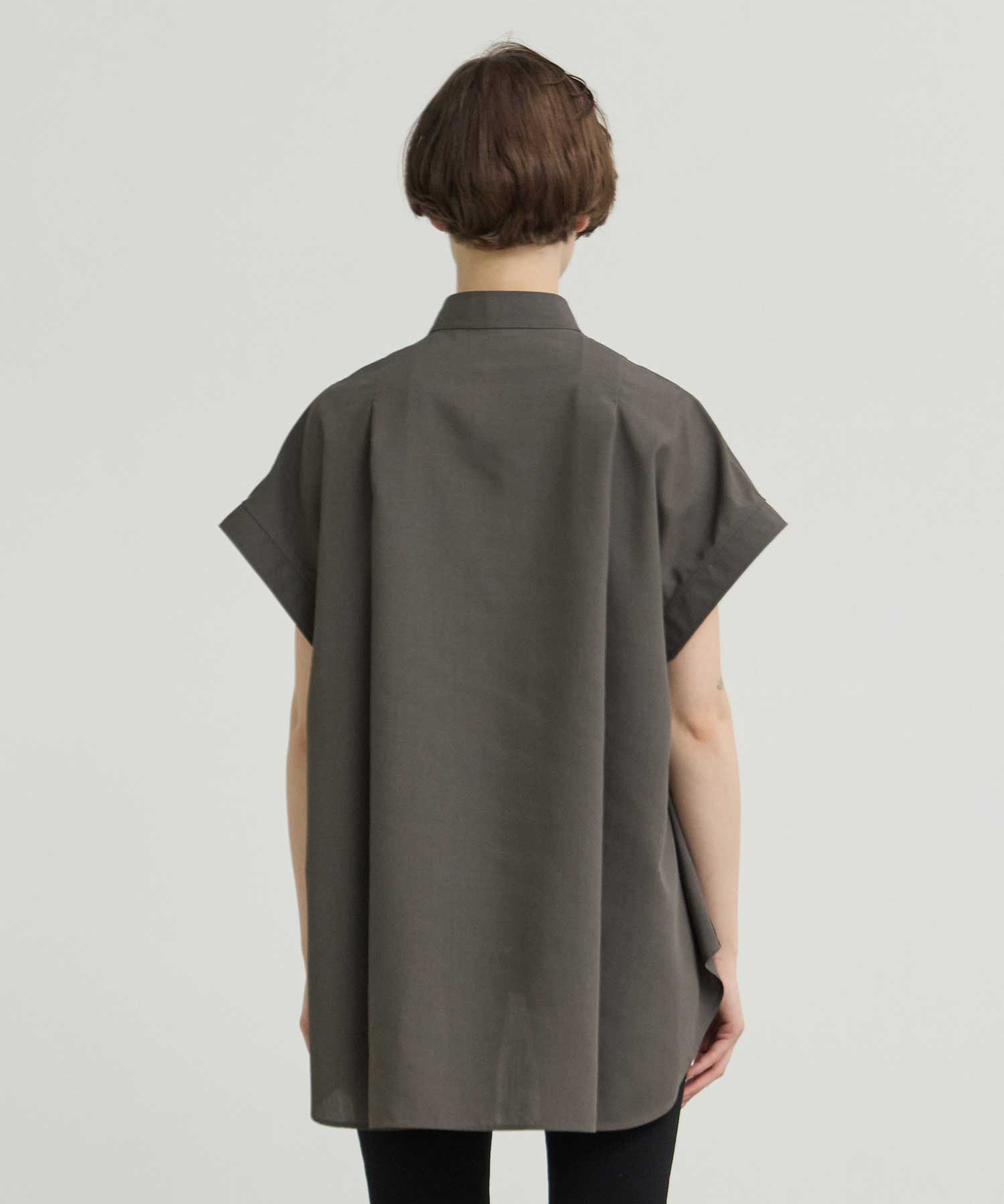 THE PLACKET A LINE SHIRT SLEEVE LESS THE RERACS