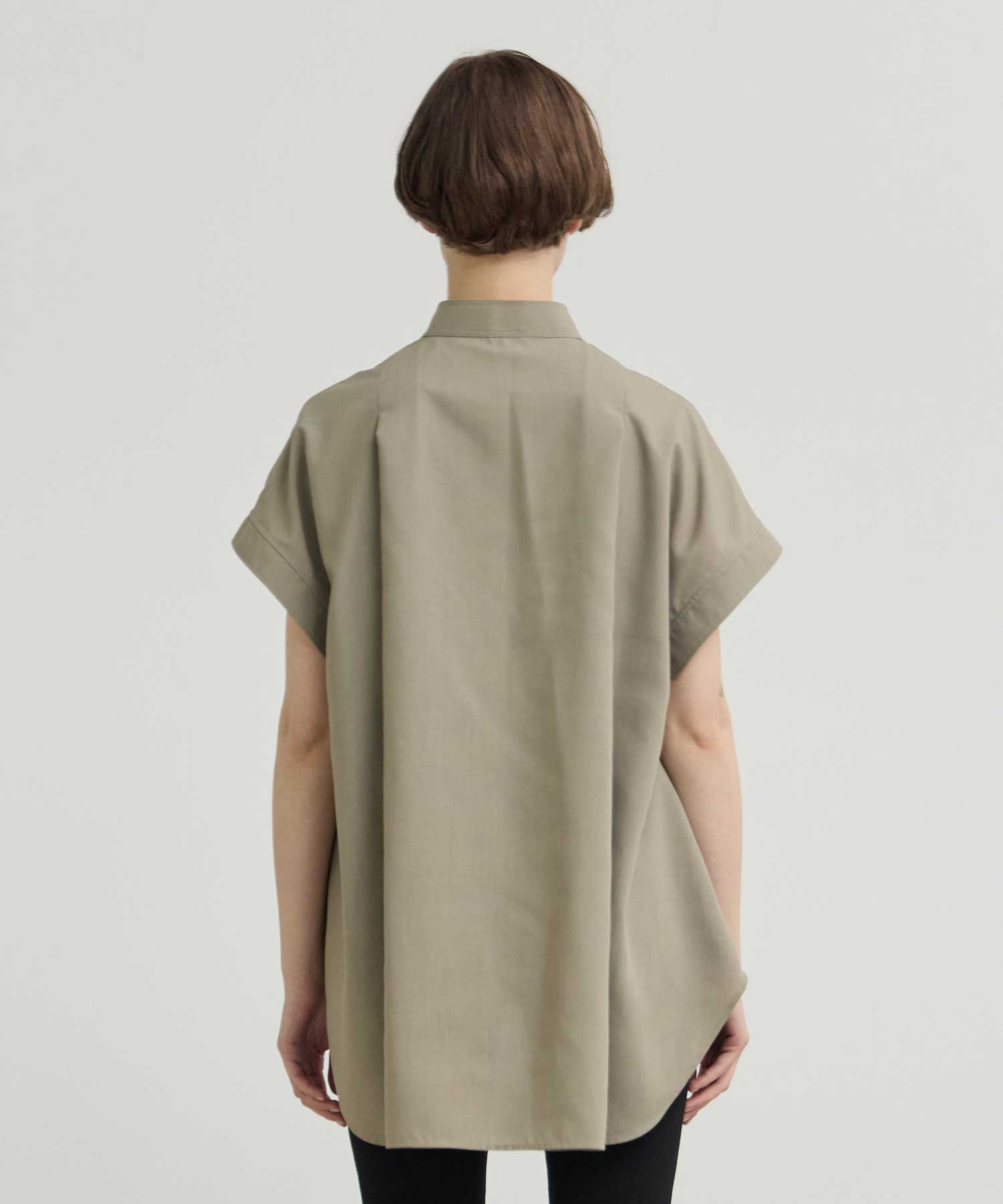 THE PLACKET A LINE SHIRT SLEEVE LESS THE RERACS