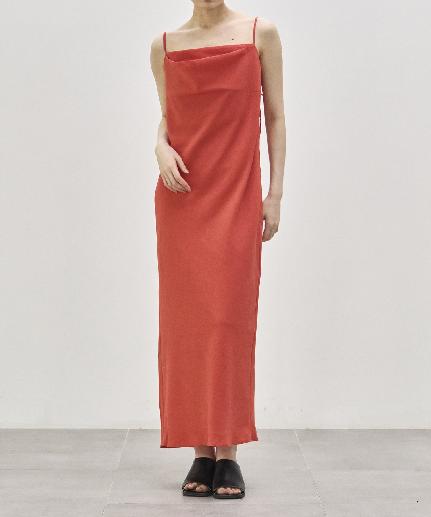【WEB限定】shoulder strap dress Louren