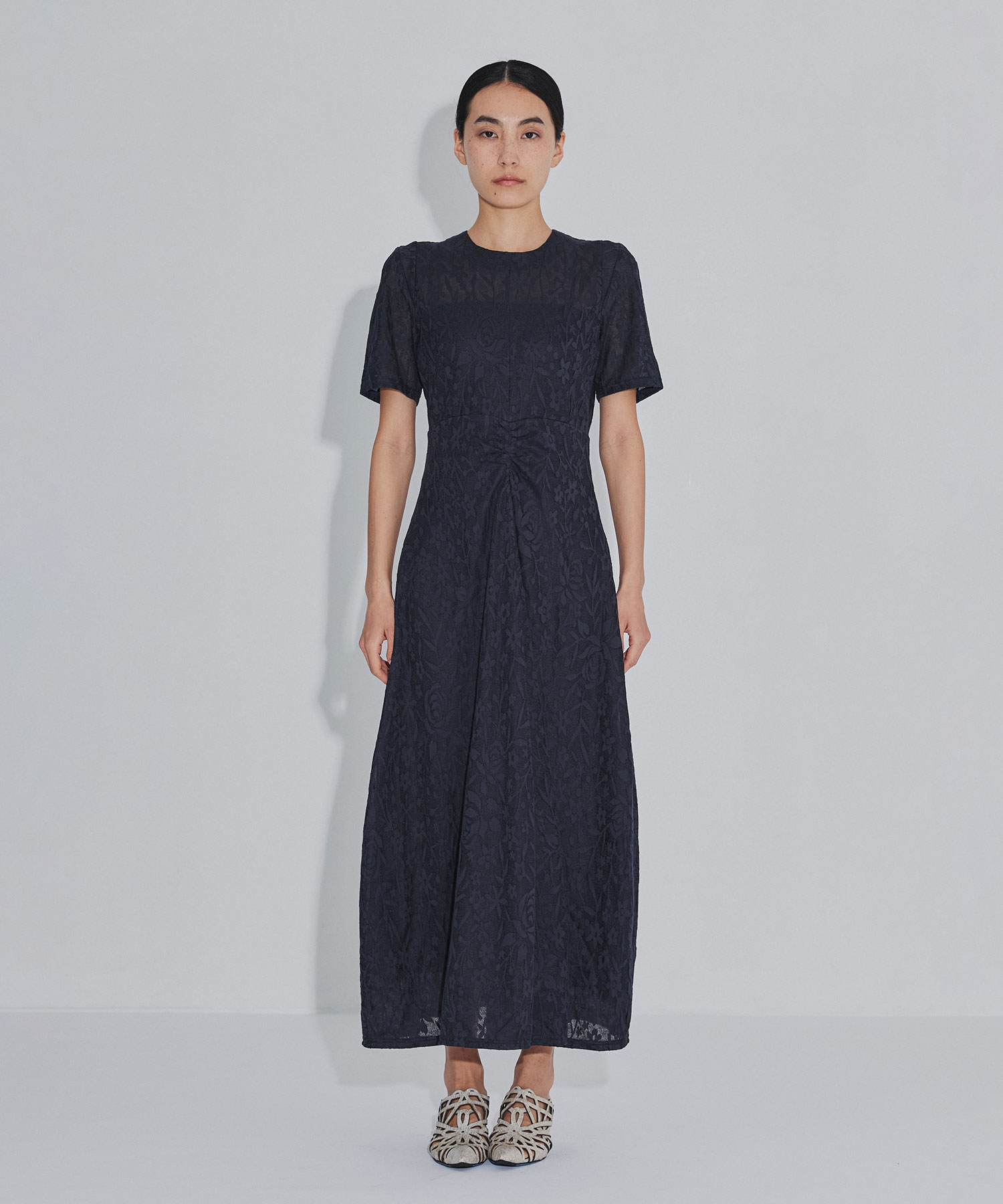 別注 FLOWER JACQUARD SHORT SLEEVE DRESS PHOTOCOPIEU