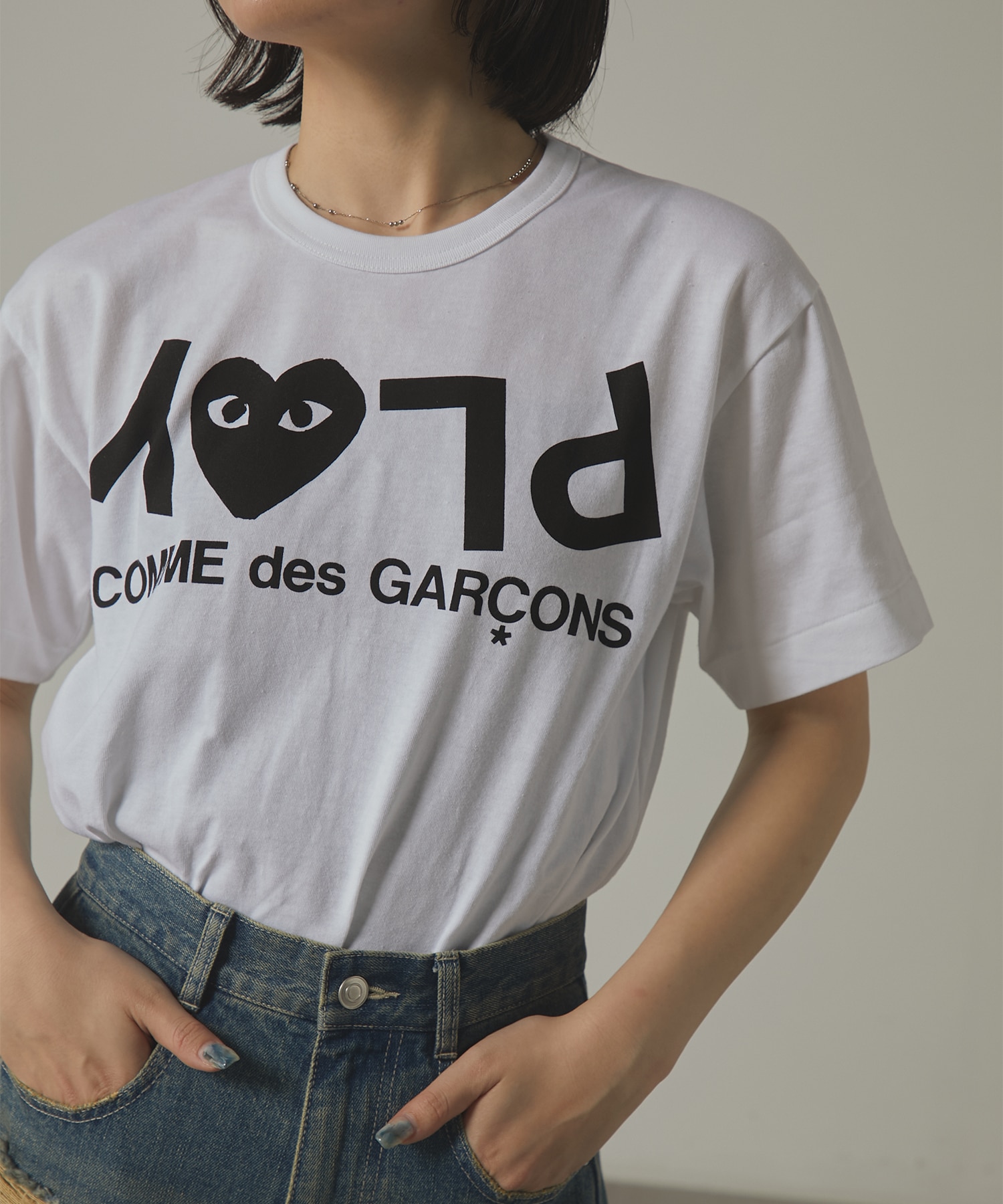 AX-T068-051T-SHIRT LOGO PRINT PLAY LOGO PLAY Comme des Garcons