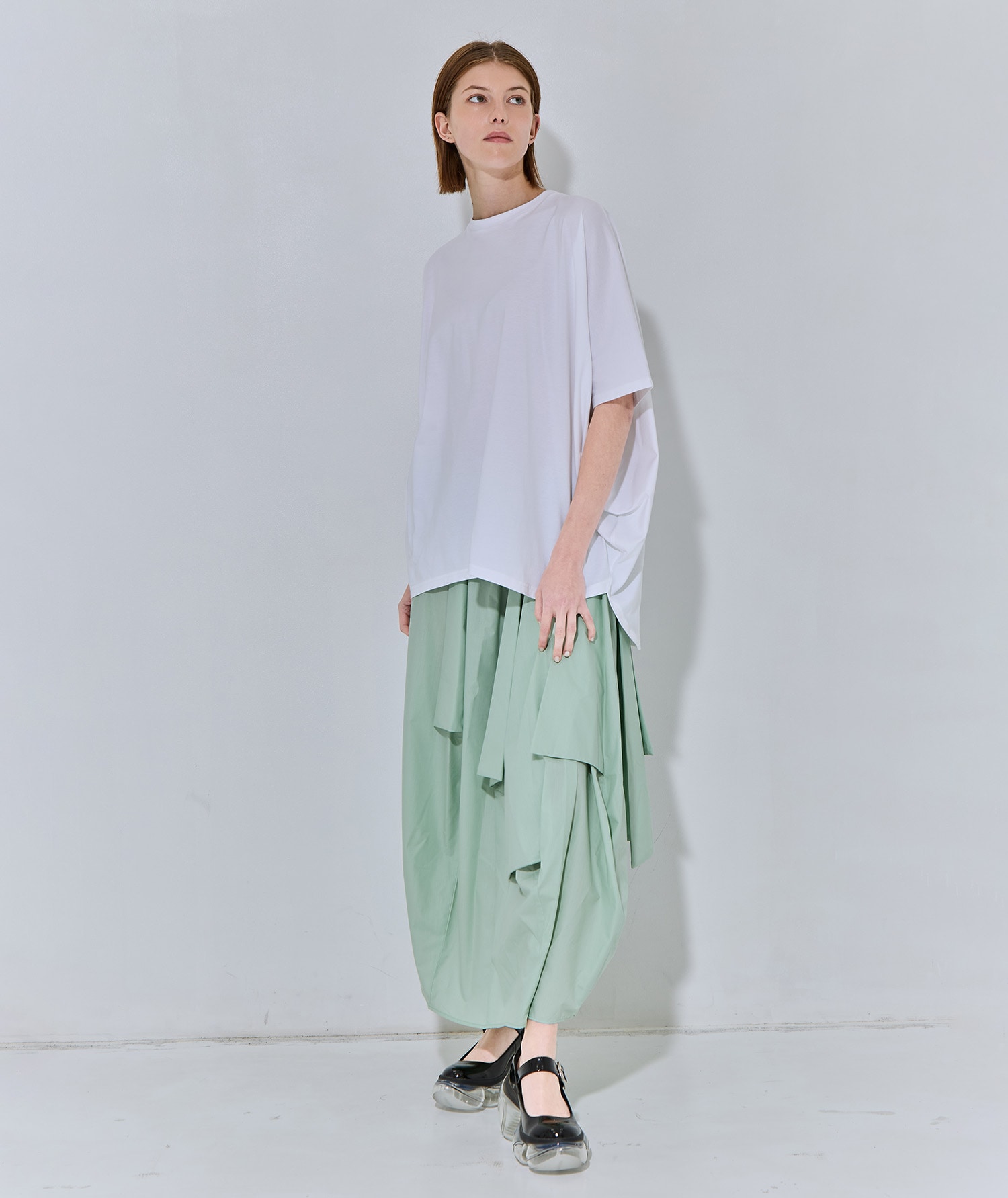 folds skirt nagonstans