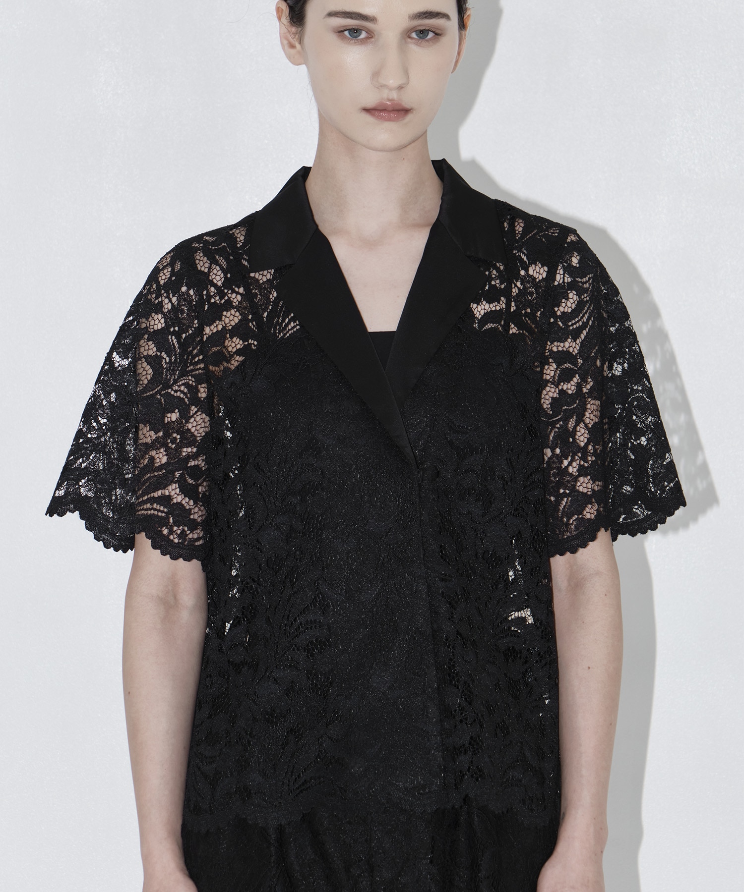 Half Sleeve Lace Jacket THE TOKYO