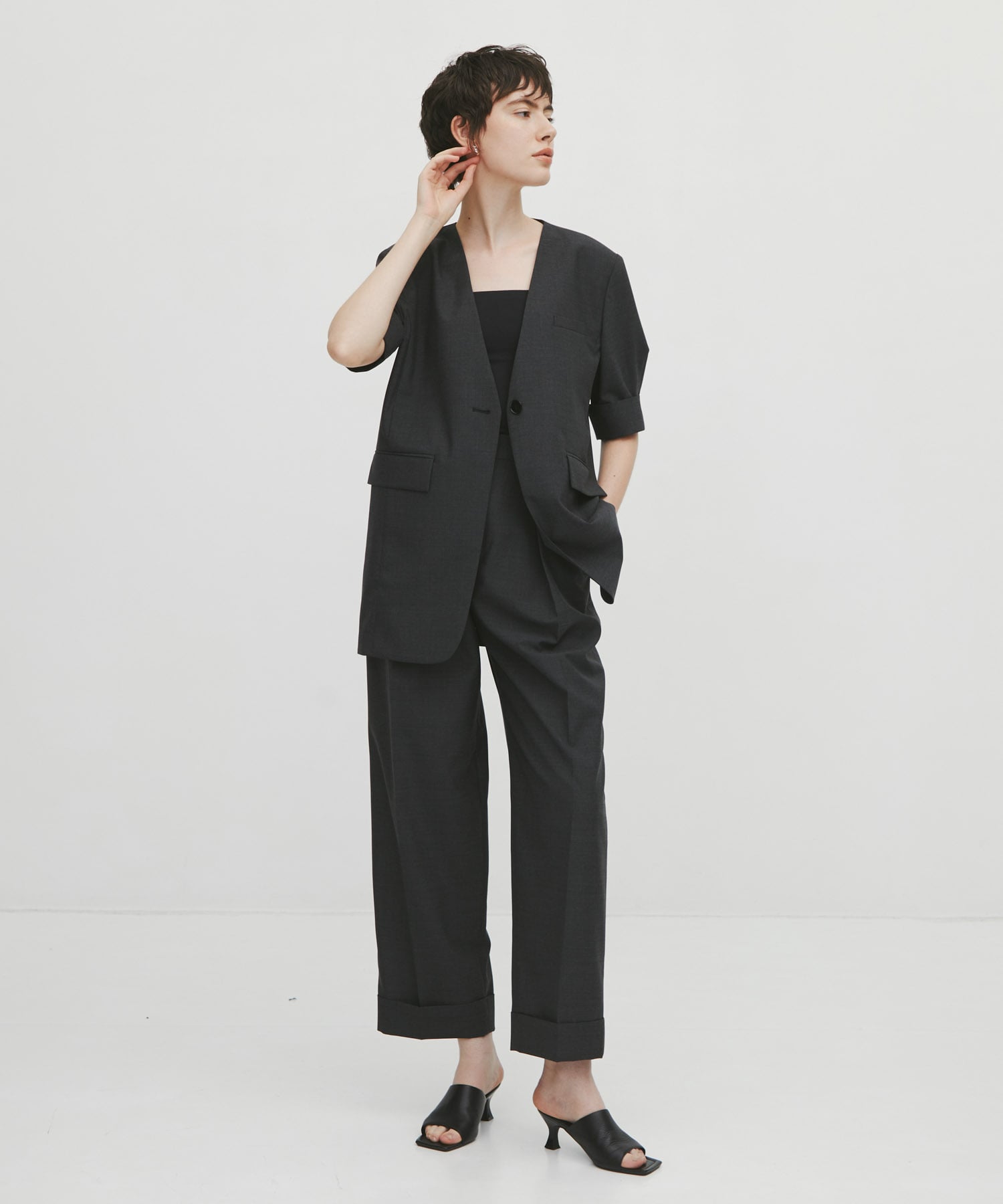 Harf Sleeve Collarless Jacket THE TOKYO