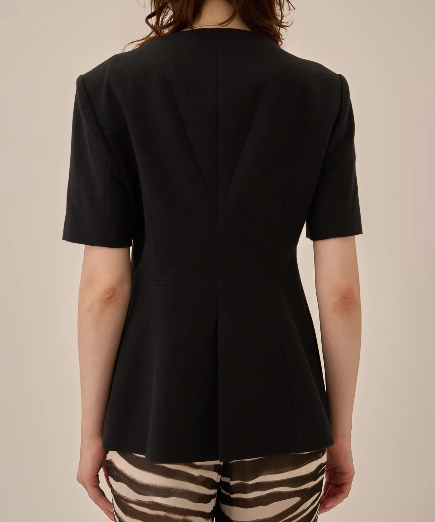 Sesilia half sleeve jacket AKIRANAKA