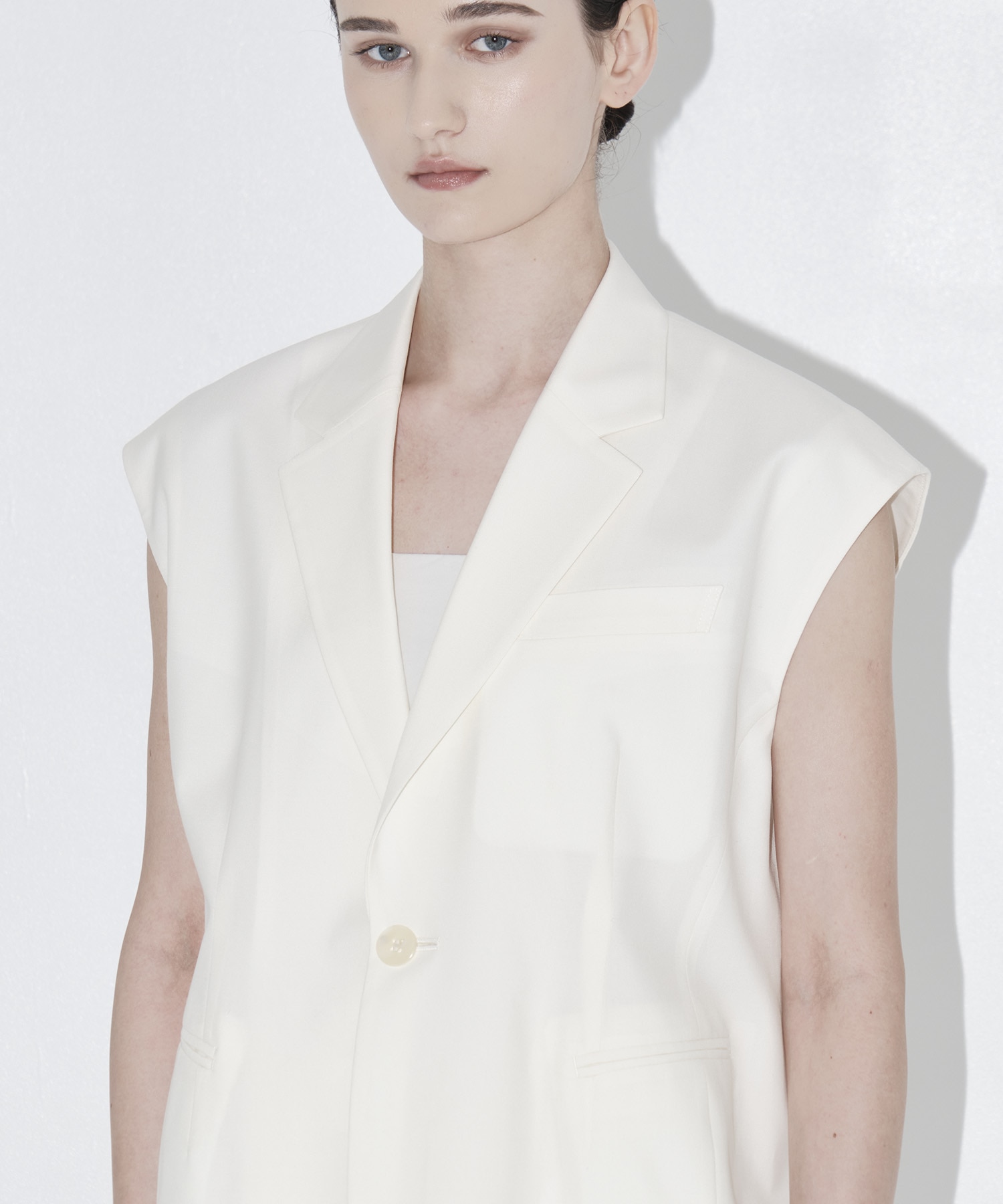 Sleeveless Jacket THE TOKYO