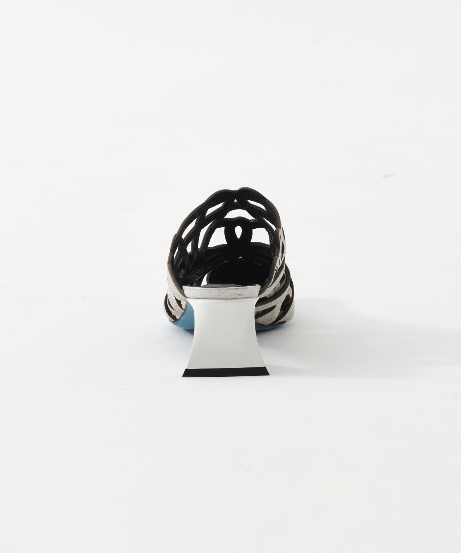 laser cutting sandal MANA