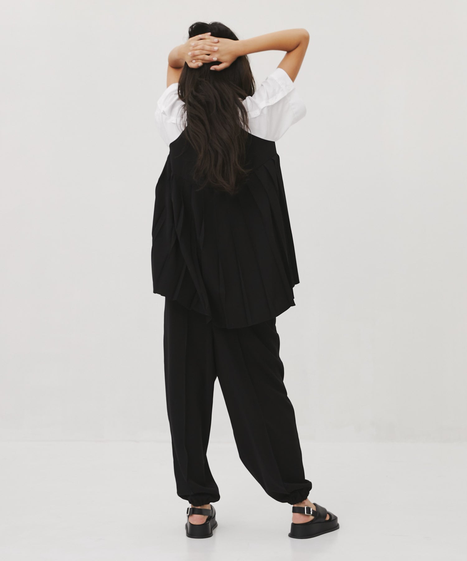 ENFOLDOソフト ダブル サテン SLEEVE PULLOVER 上下せット PLEATS PULLOVER｜ENFOLD（エンフォルド）公式通販｜THE TOKYO